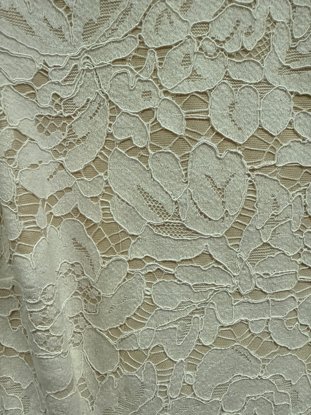 VINCE CAMUTO LACE DRESS