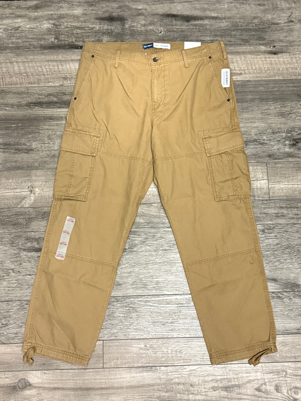 NWT OLD NAVY ‘94 CARGO (org$45)