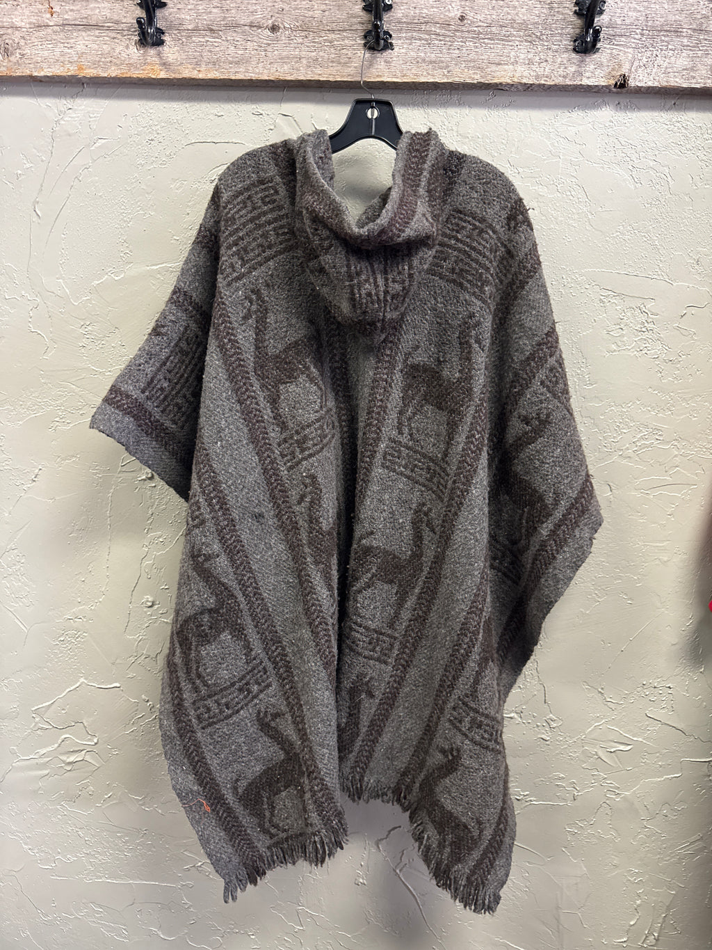 FREE SIZE WOOL PONCHO