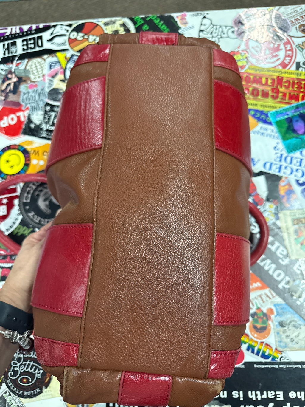 WALTER BAKER LEATHER HANDBAG