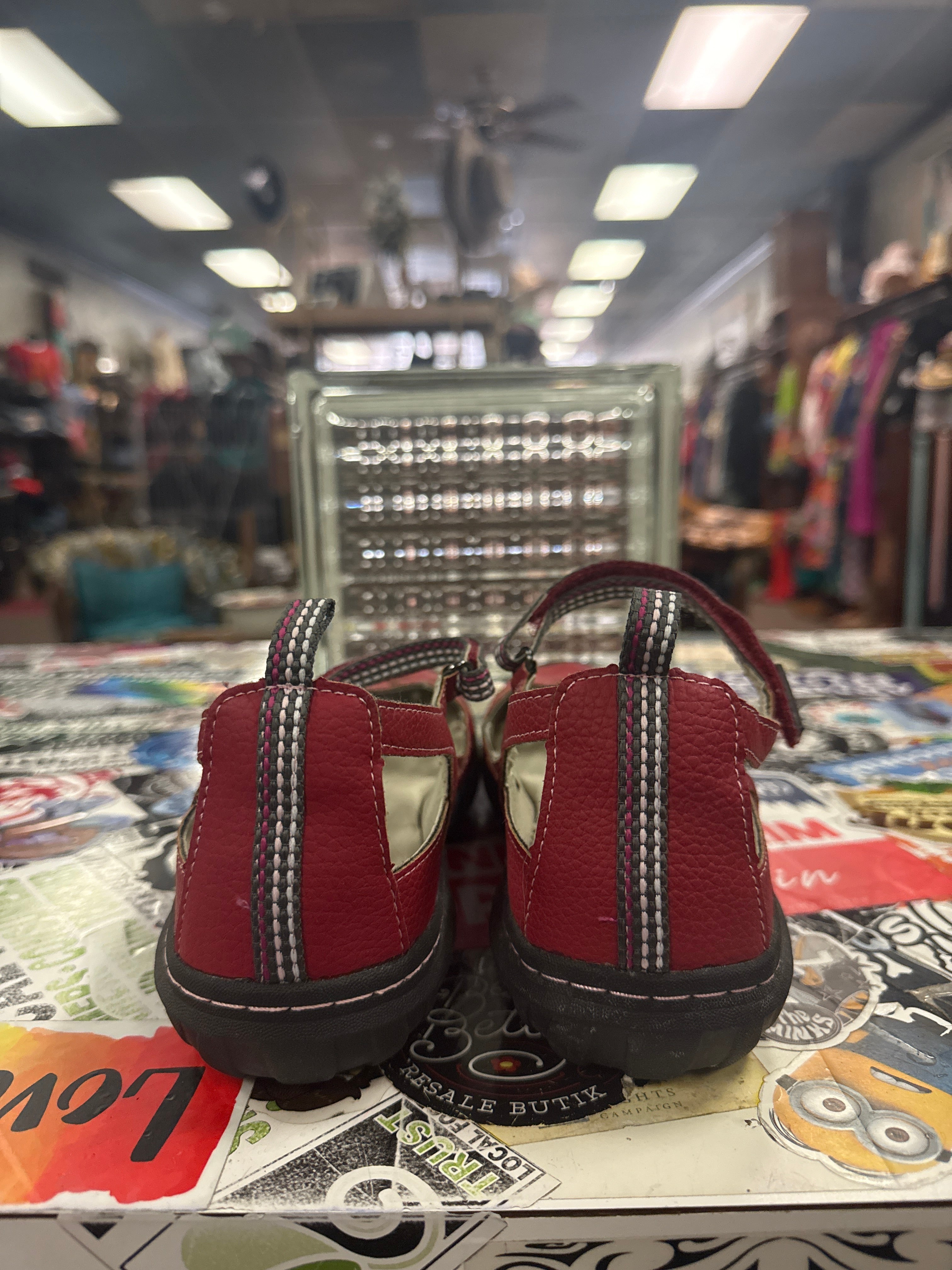 NWOT JBU MARY JANE FLATS (org$100)