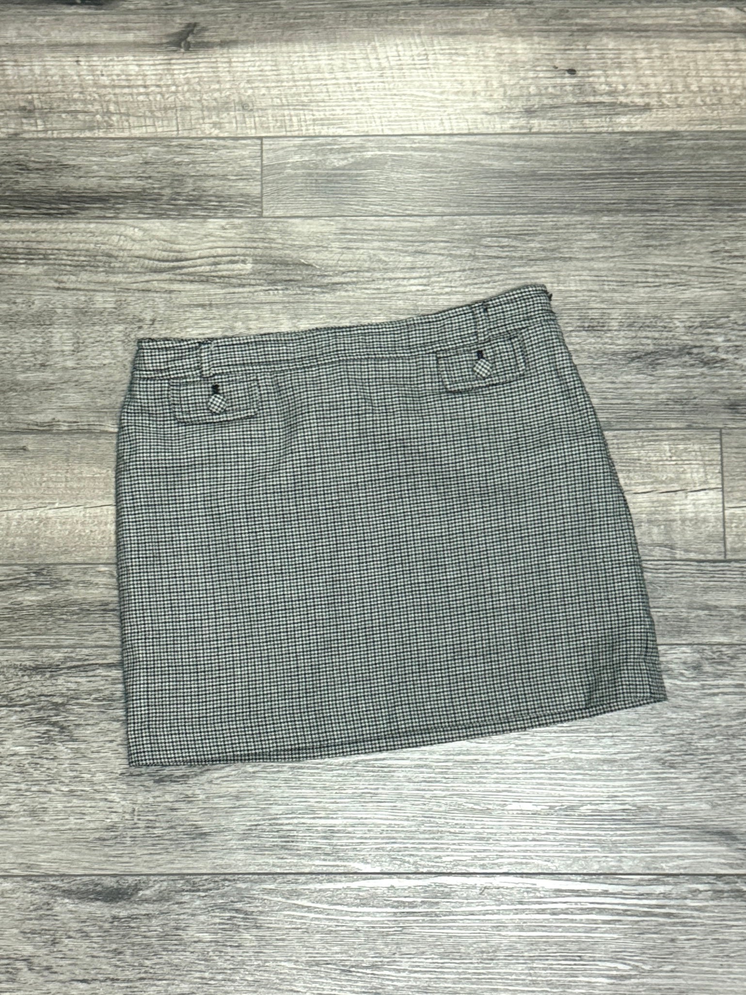 BANANA REPUBLIC WOOL MINI SKIRT
