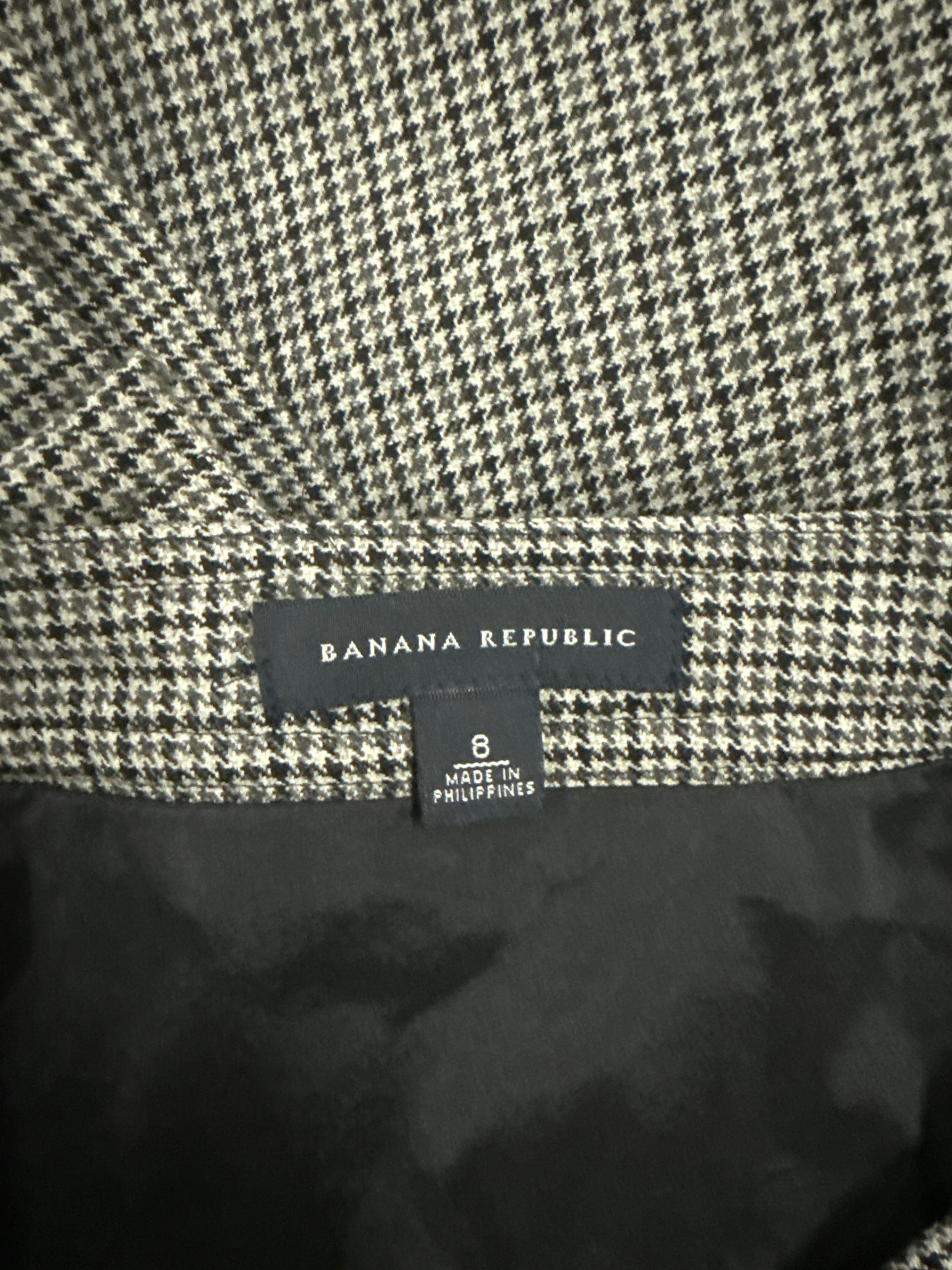 BANANA REPUBLIC WOOL MINI SKIRT