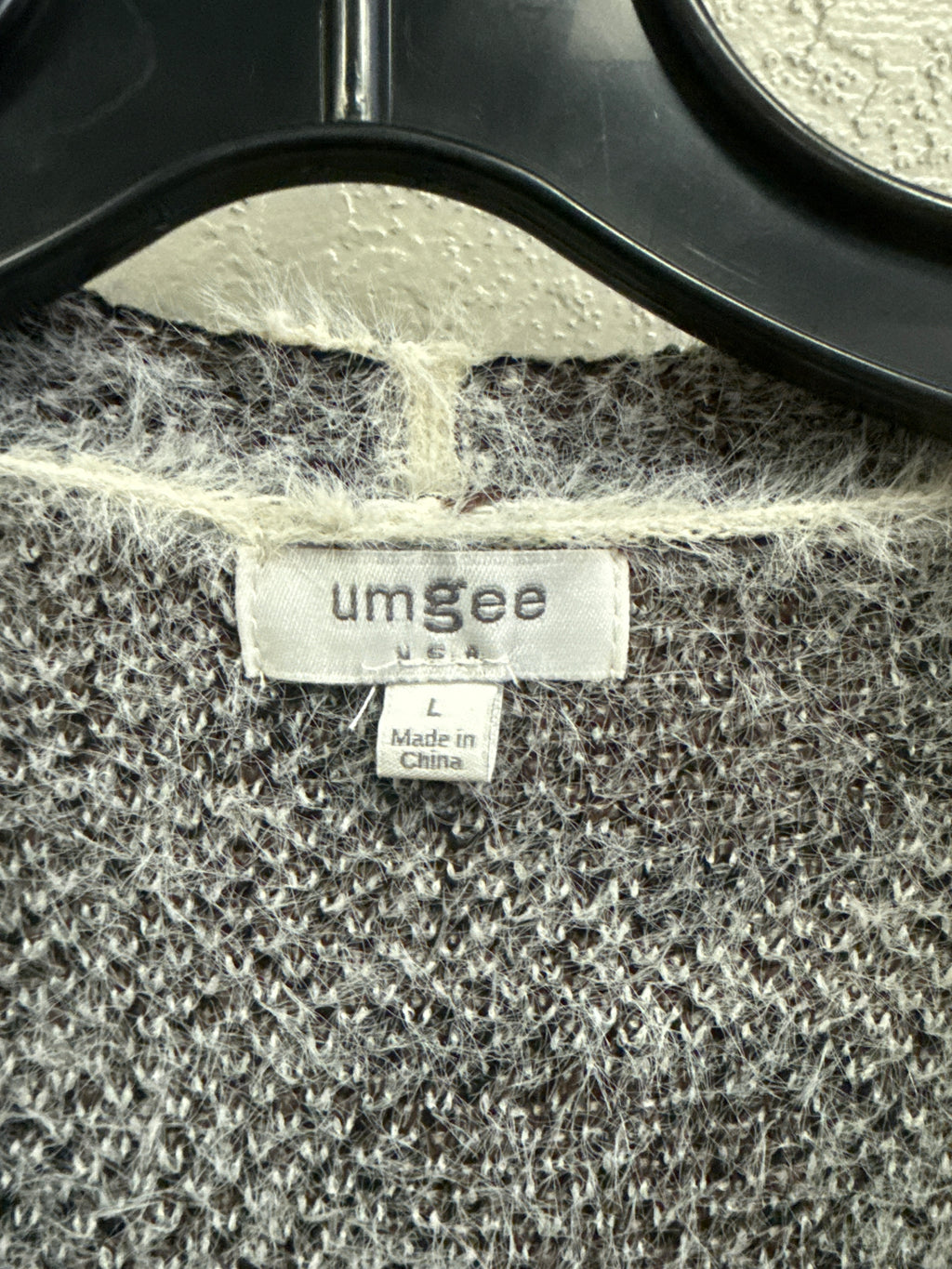 UMGEE ANIMAL PRINT FUZZY CARDI