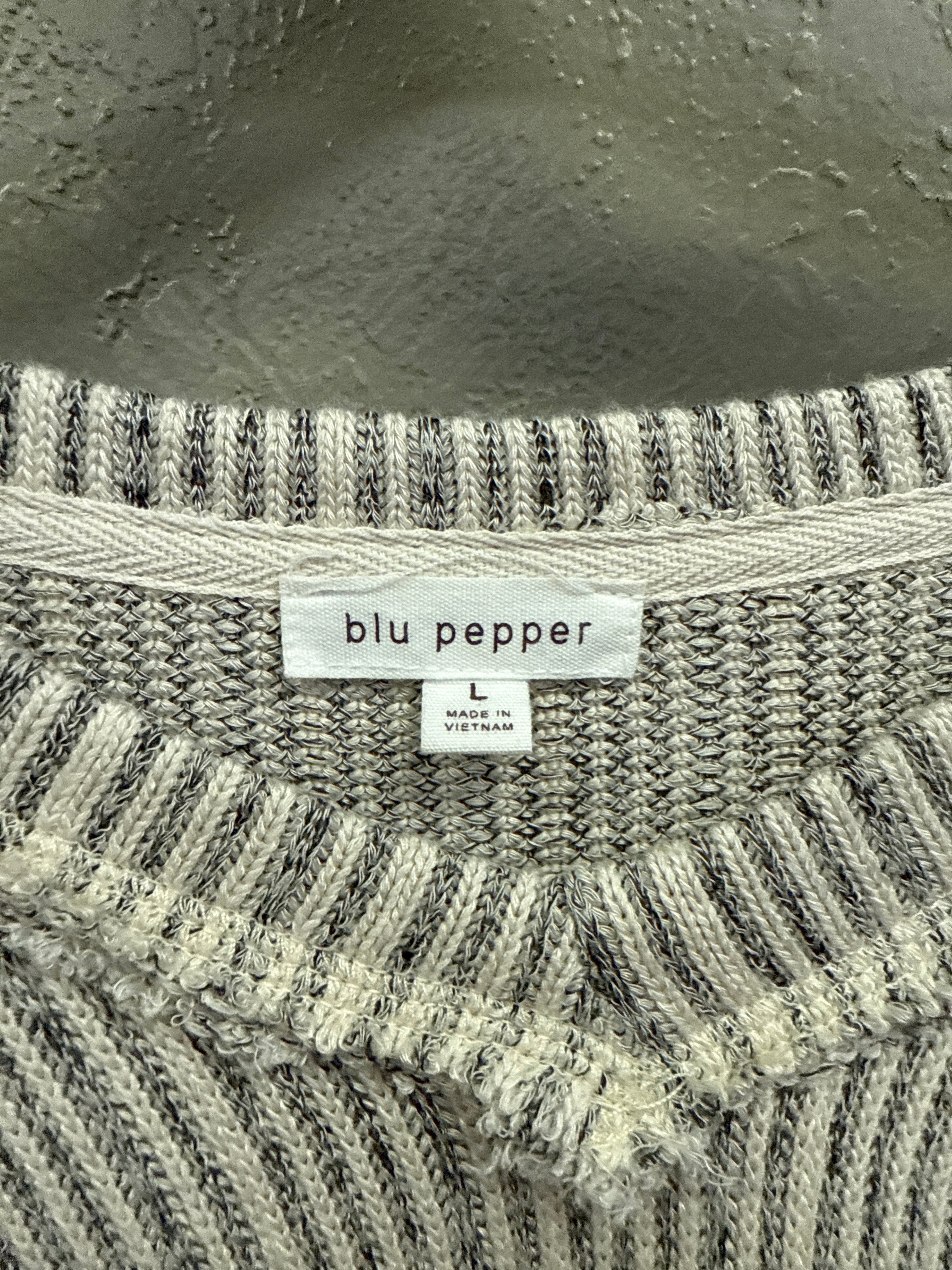 BLU PEPPER DROP SHOULDER V-NECK
