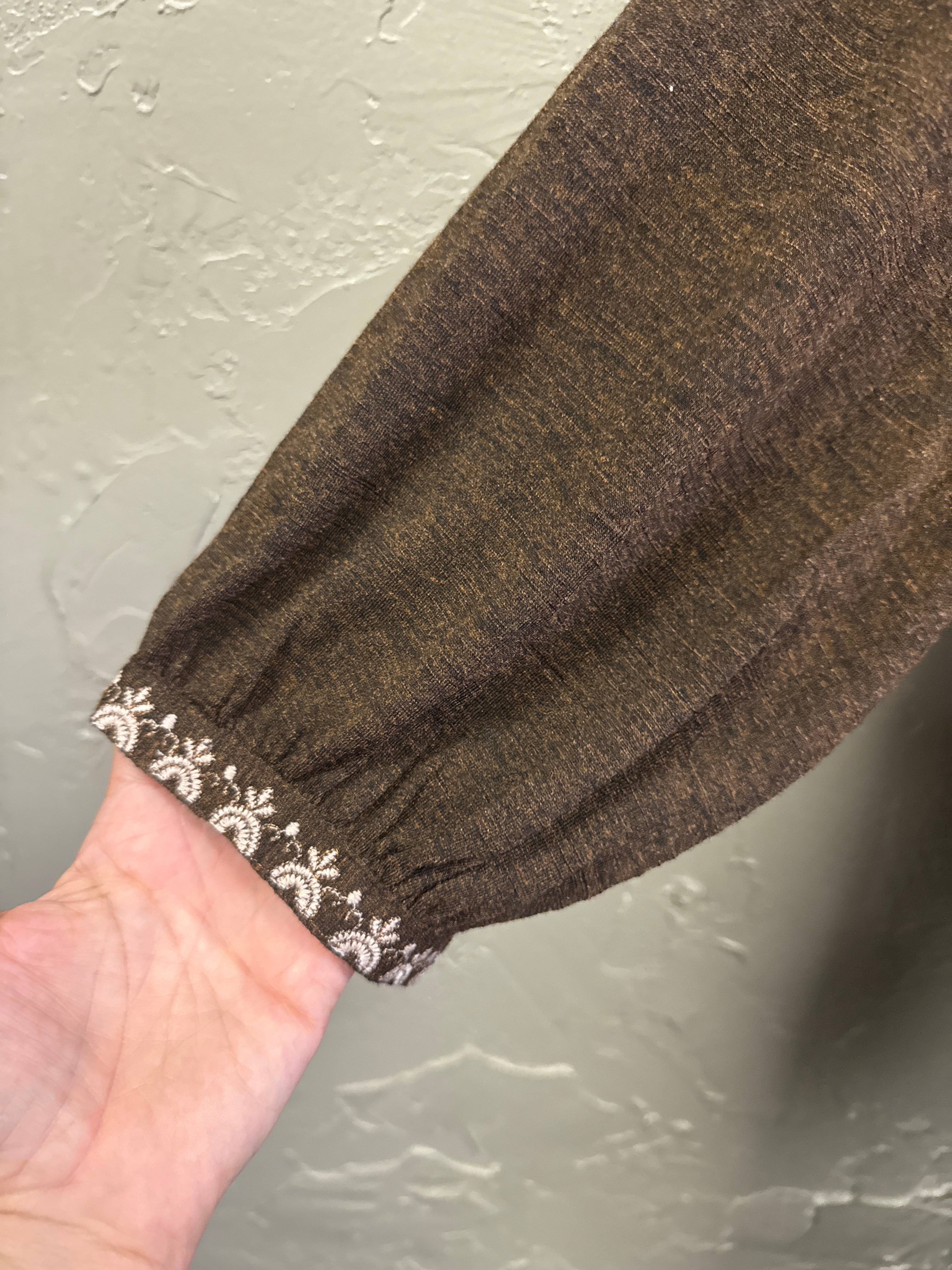 NWT SWEET MAGNOLIA EMBROIDERED YOKE DRESS