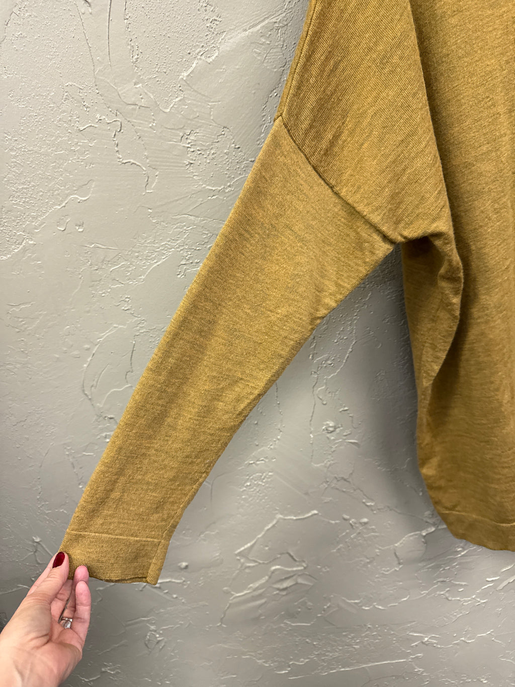*EF Boxy T-Neck Sweater (org$228)