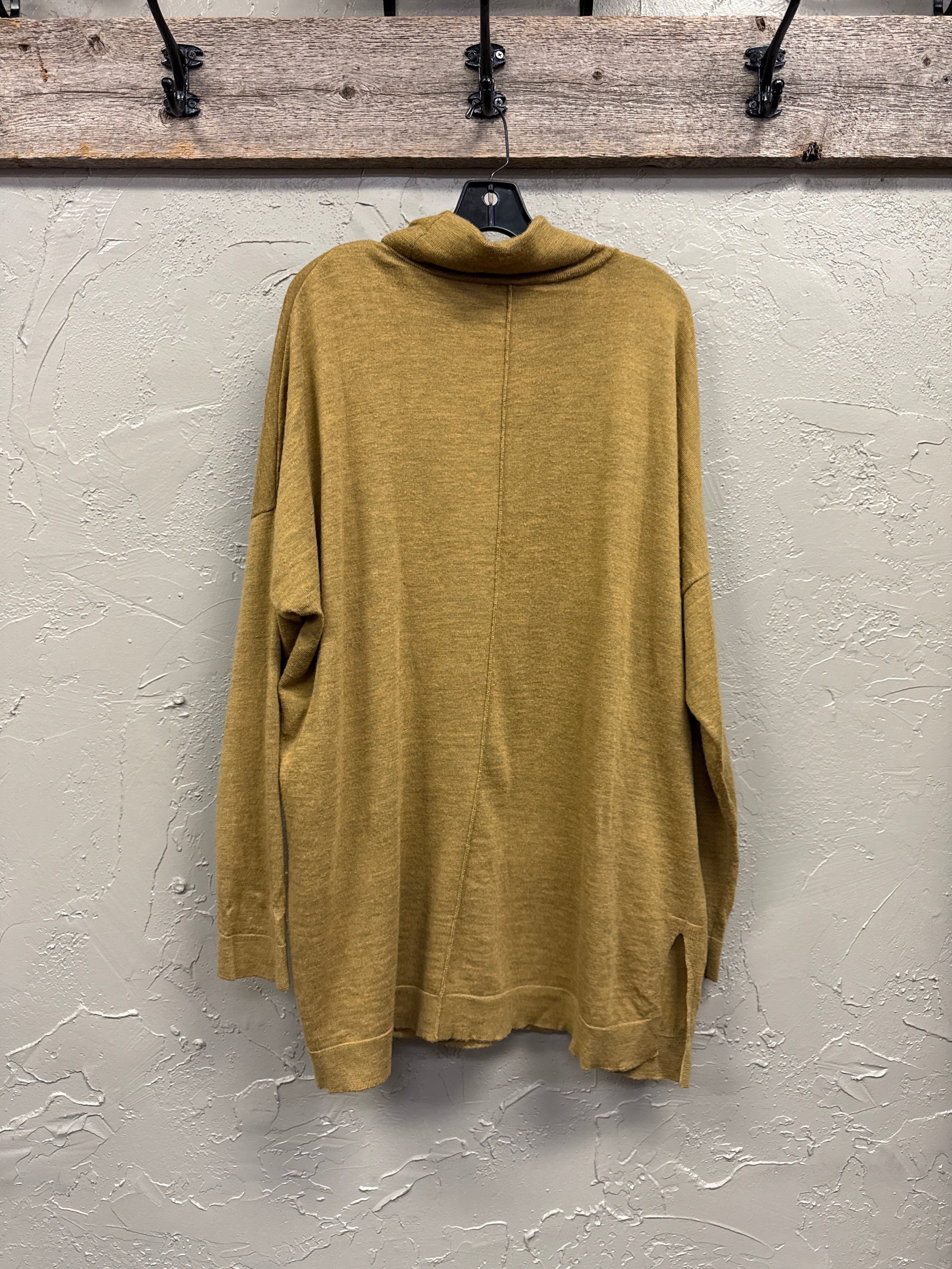 *EF Boxy T-Neck Sweater (org$228)