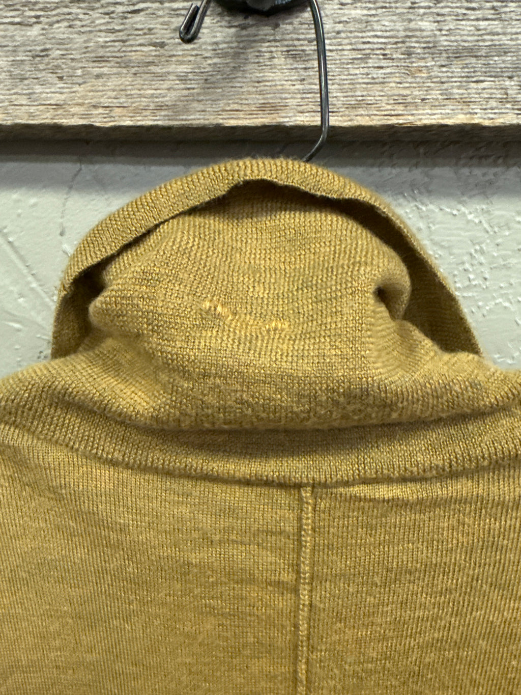 *EF Boxy T-Neck Sweater (org$228)