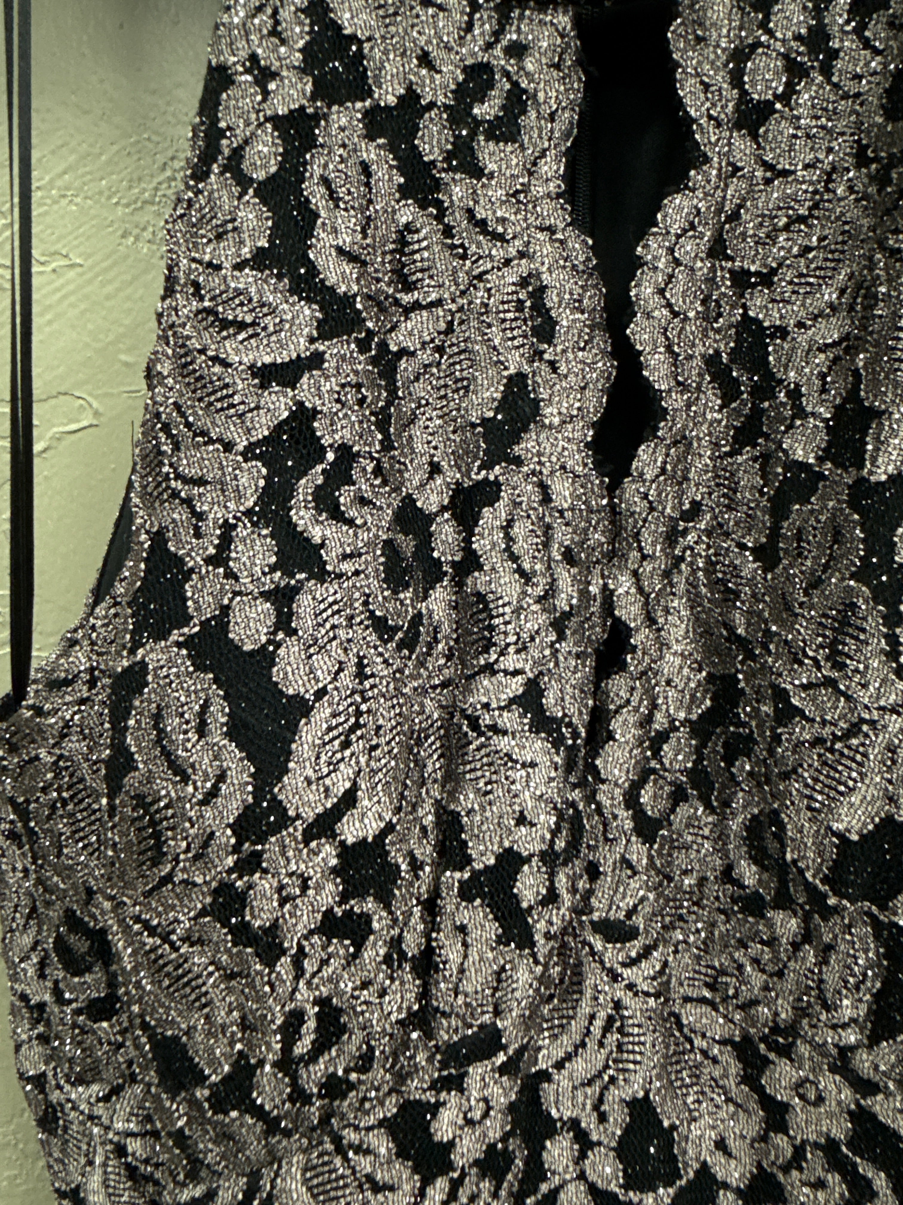 NWOT R&M LACE HALTER DRESS (org$129)