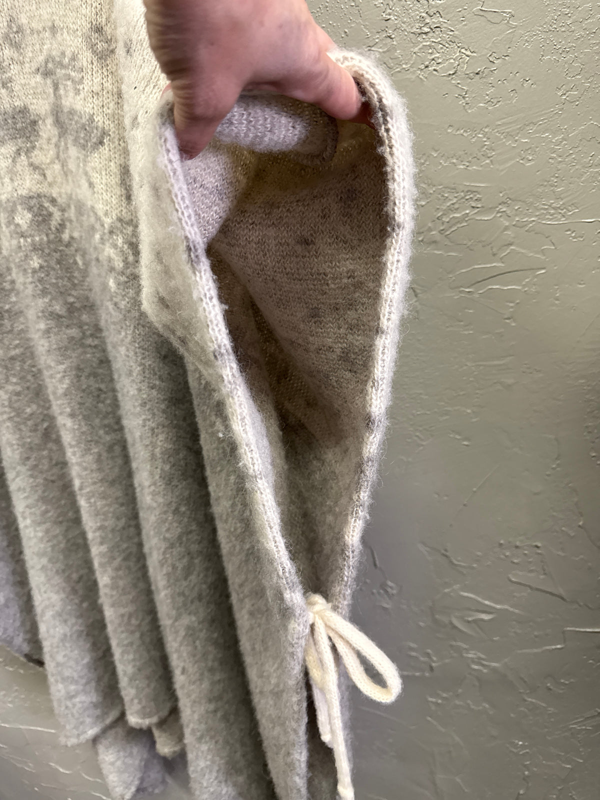 Vtg Hilda Ltd Wool Poncho