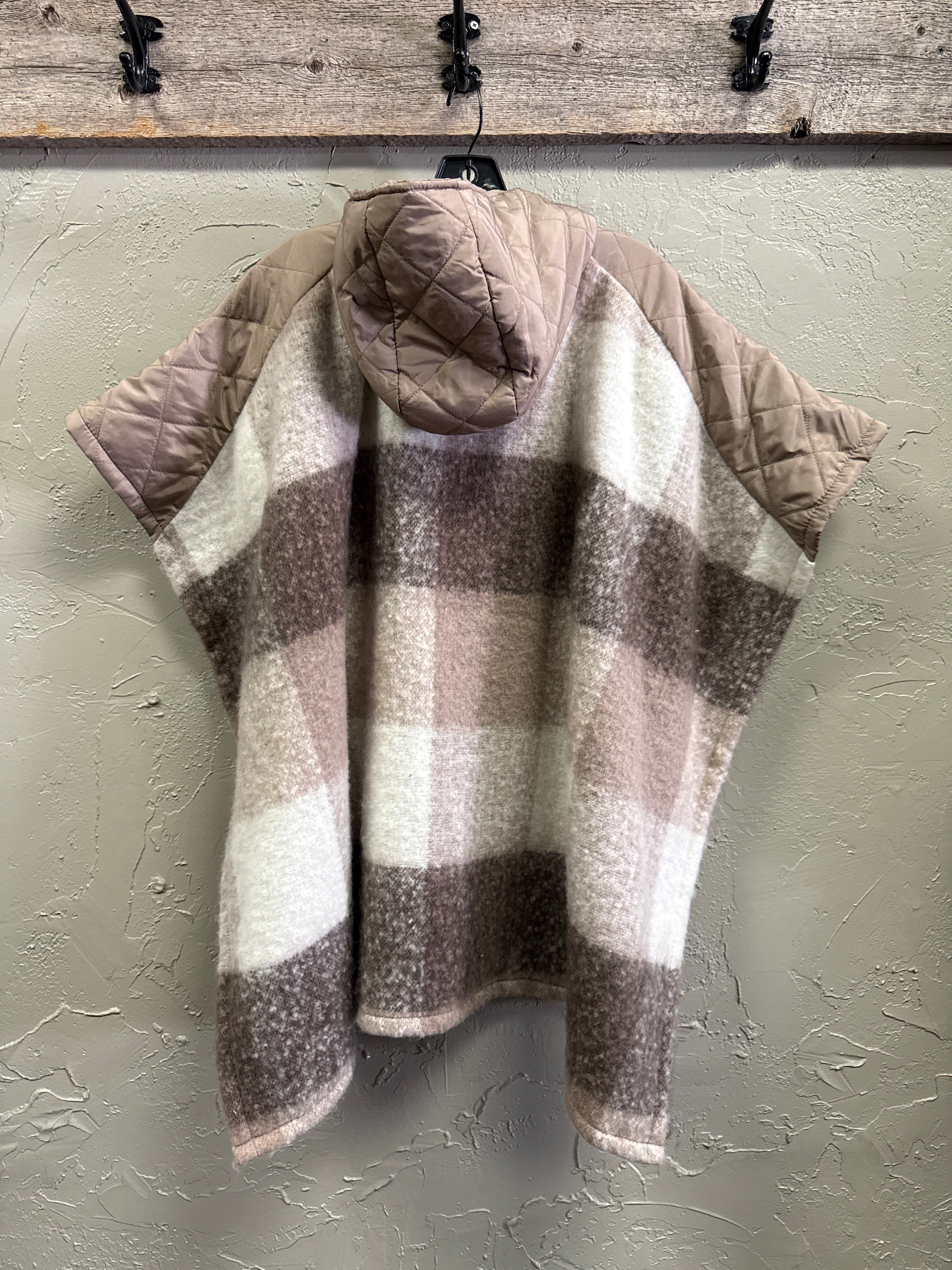 HOODED PONCHO