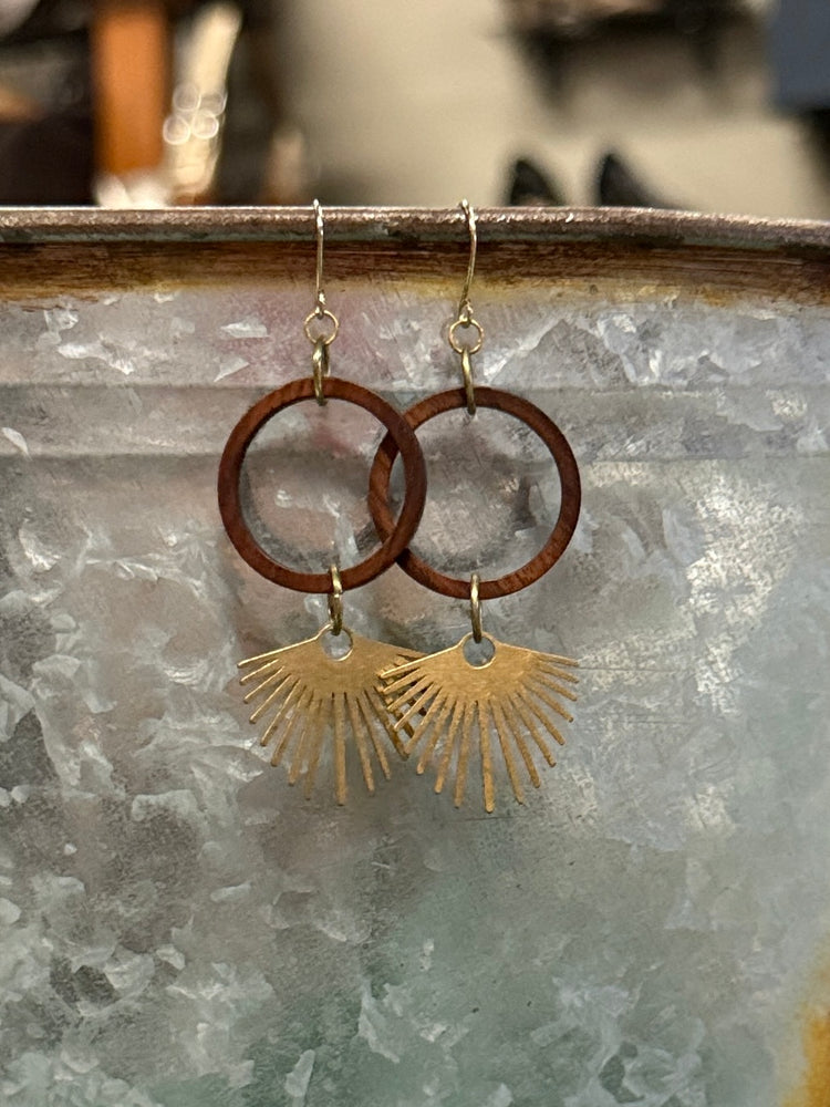 WOOD DROP EARRINGS