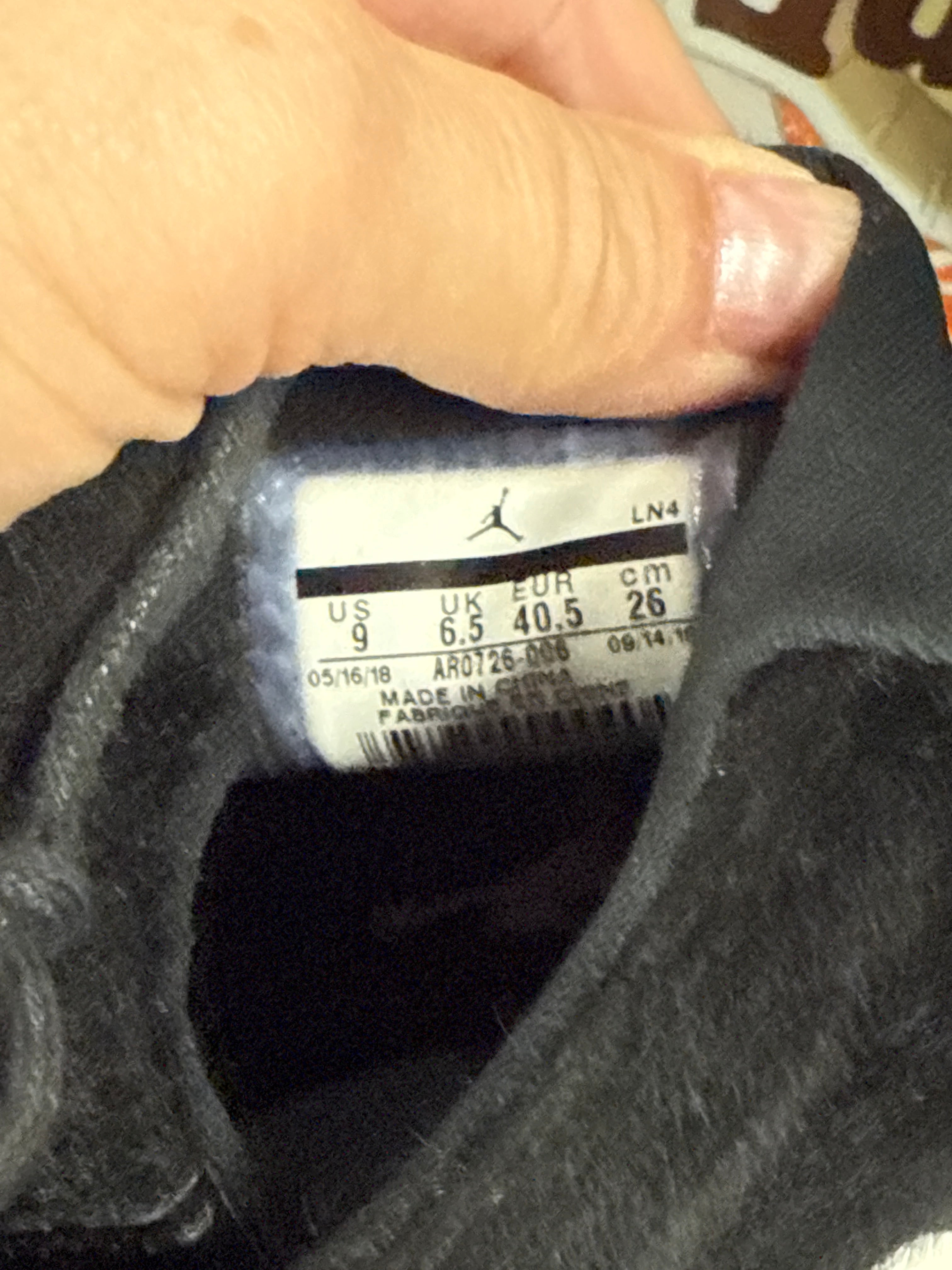 AIR JORDON FUTURE SNEAKERS (org$220)