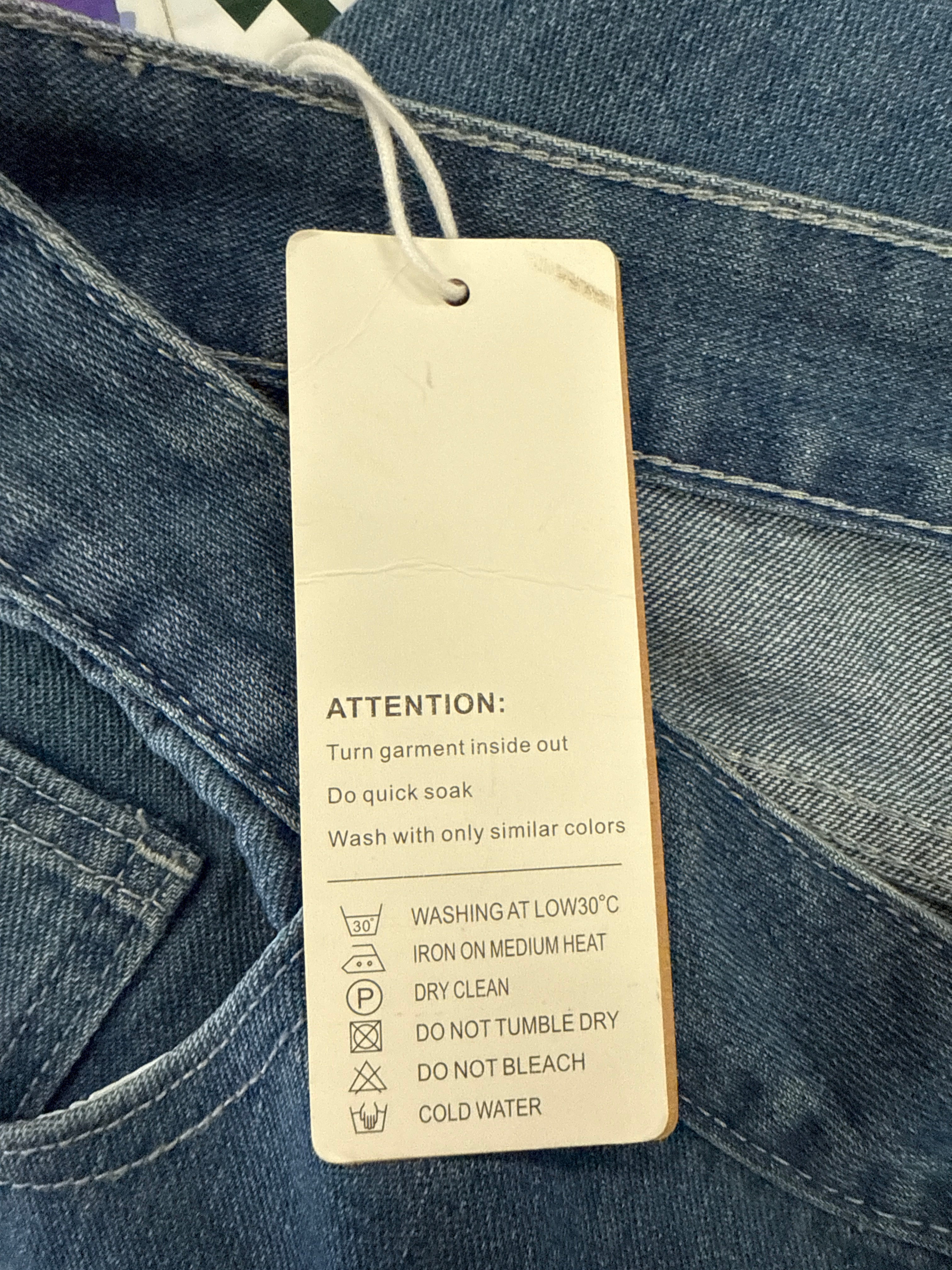 NWT TENDENCY BUTTON FLY JEANS