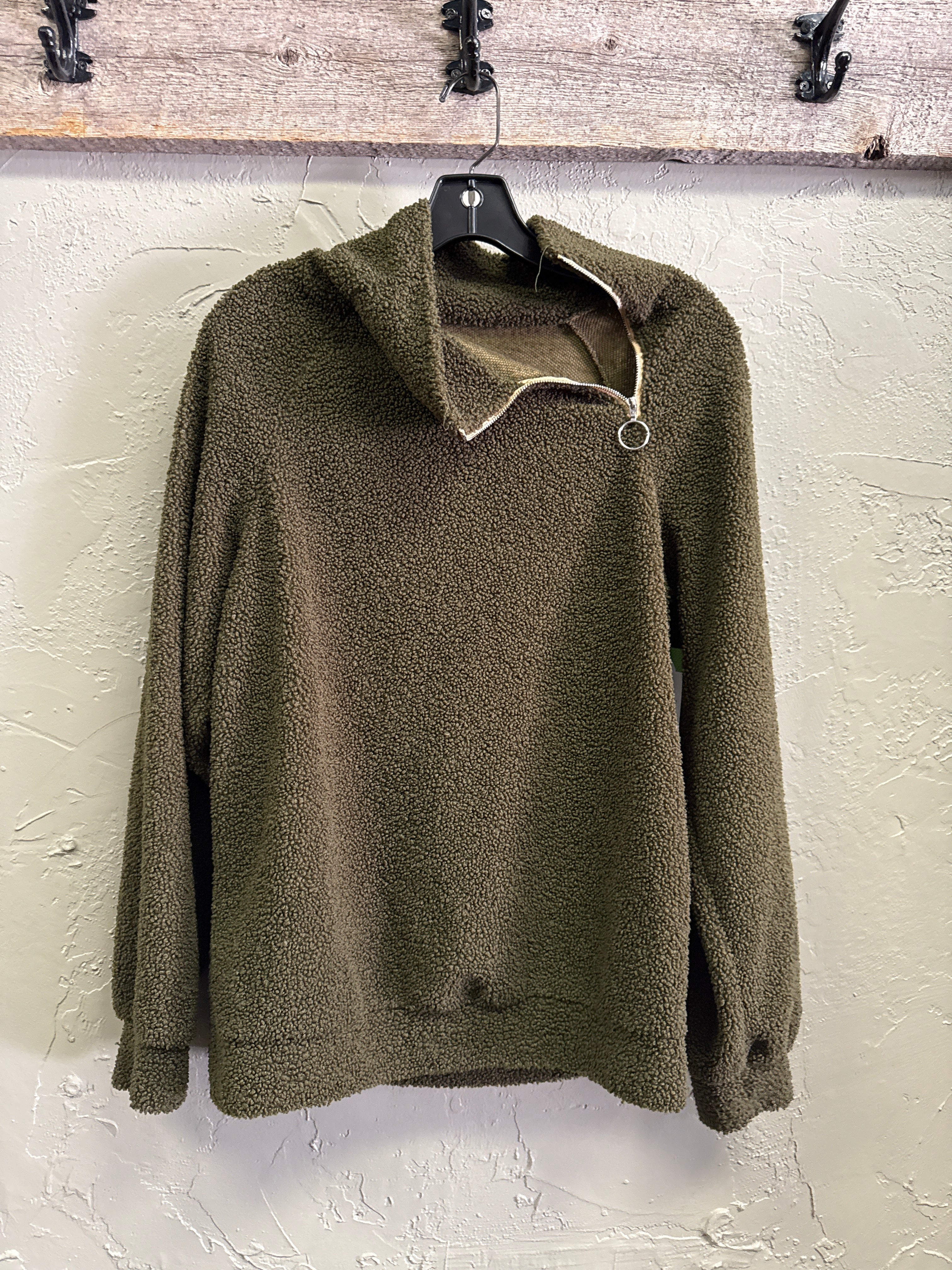 NWOT NECK ZIP PULLOVER