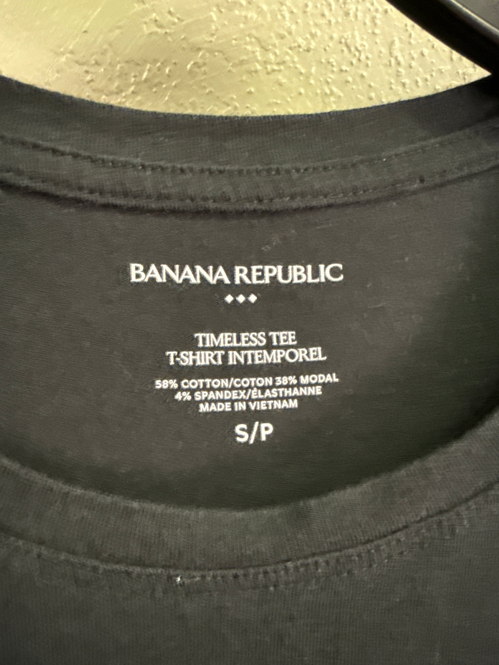 BANANA REPUBLIC TIMELESS TEE