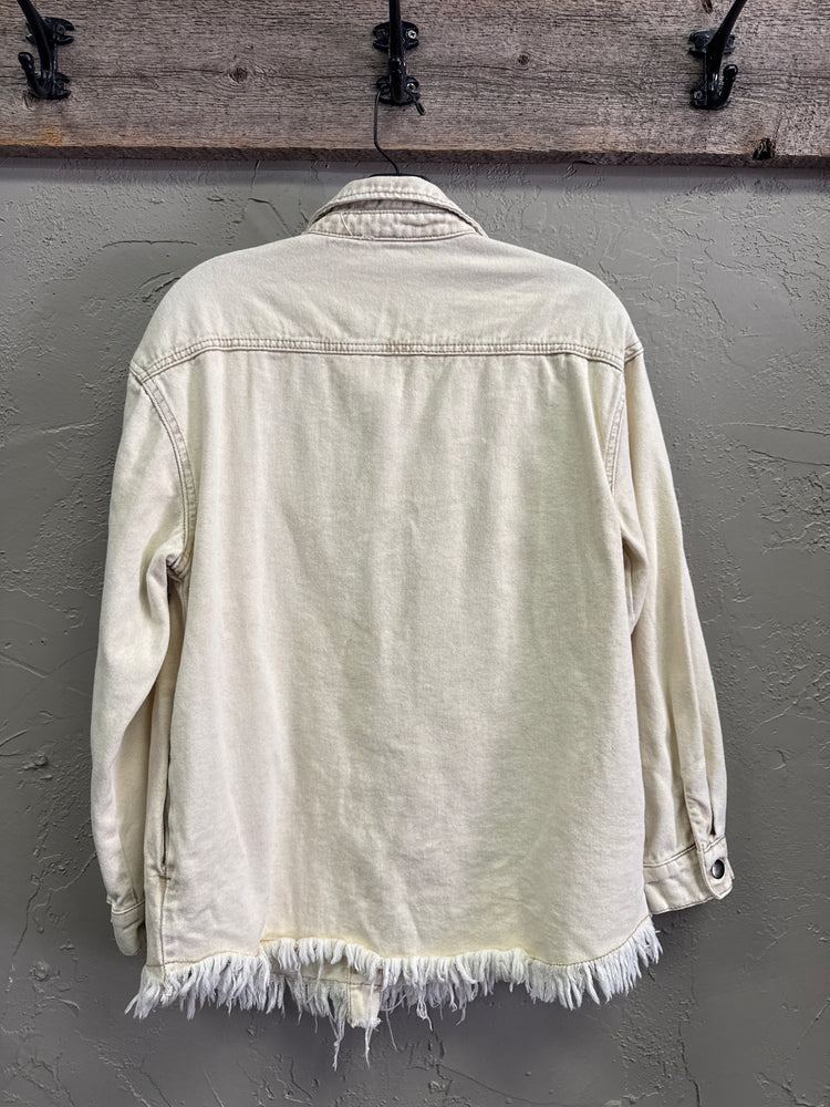 FRAYED HEM DENIM SHACKET