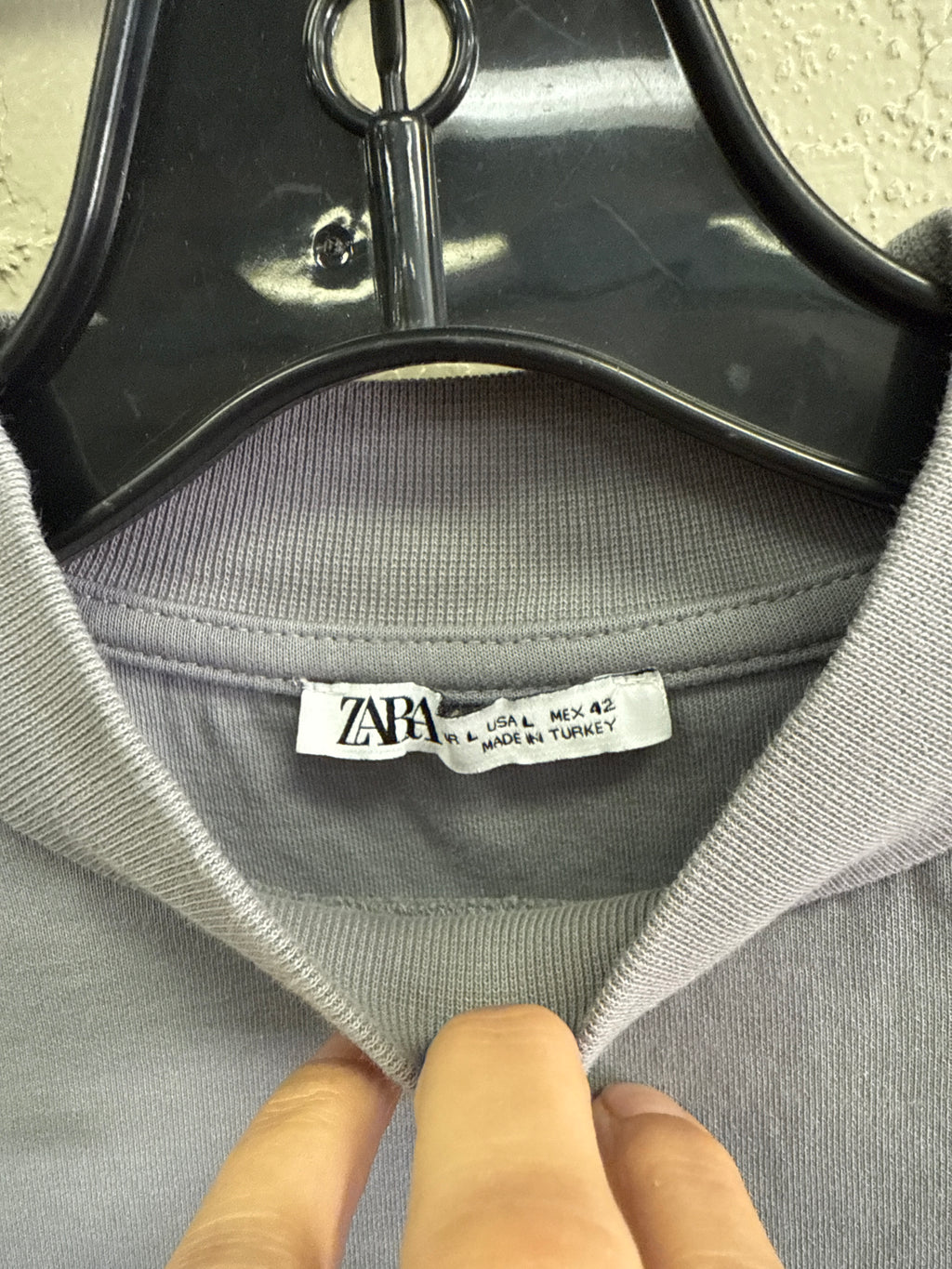 ZARA SWEATSHIRT