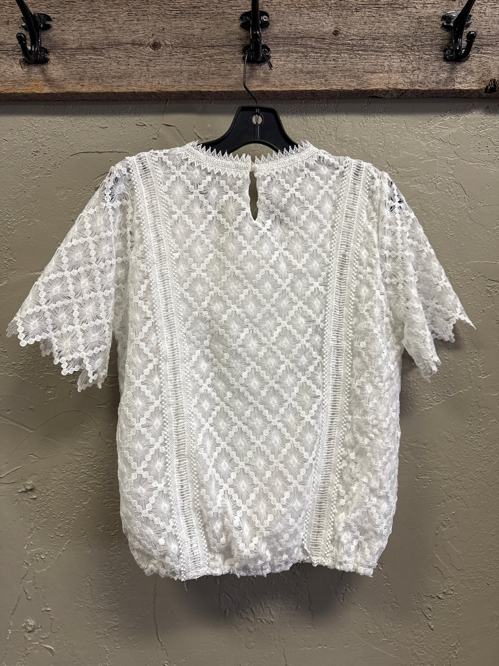 CHICWISH LACE TOP