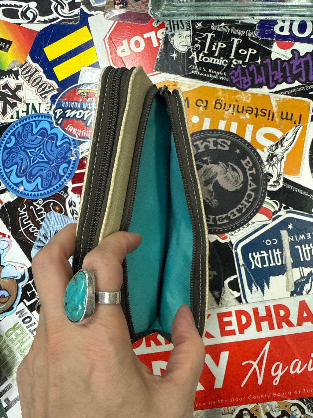 THIRTY-ONE WALLET