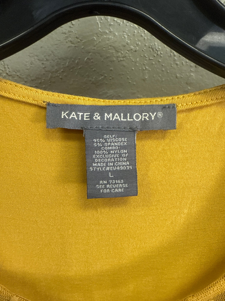 NWOT KATE & MALLORY RUFFLED BLOUSE