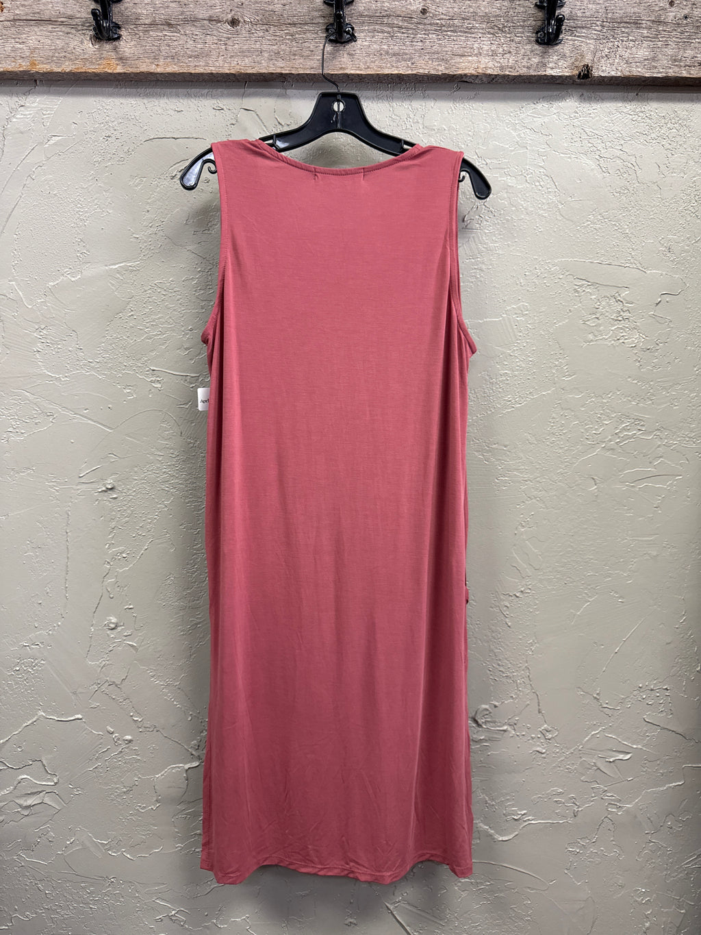 NWT 1804 High-Low Sleeveless Top org$68)