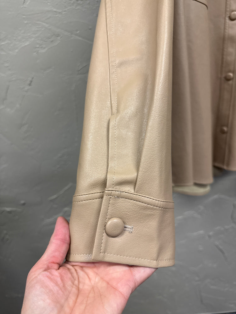 NWT GILLI VEGAN LEATHER SHACKET
