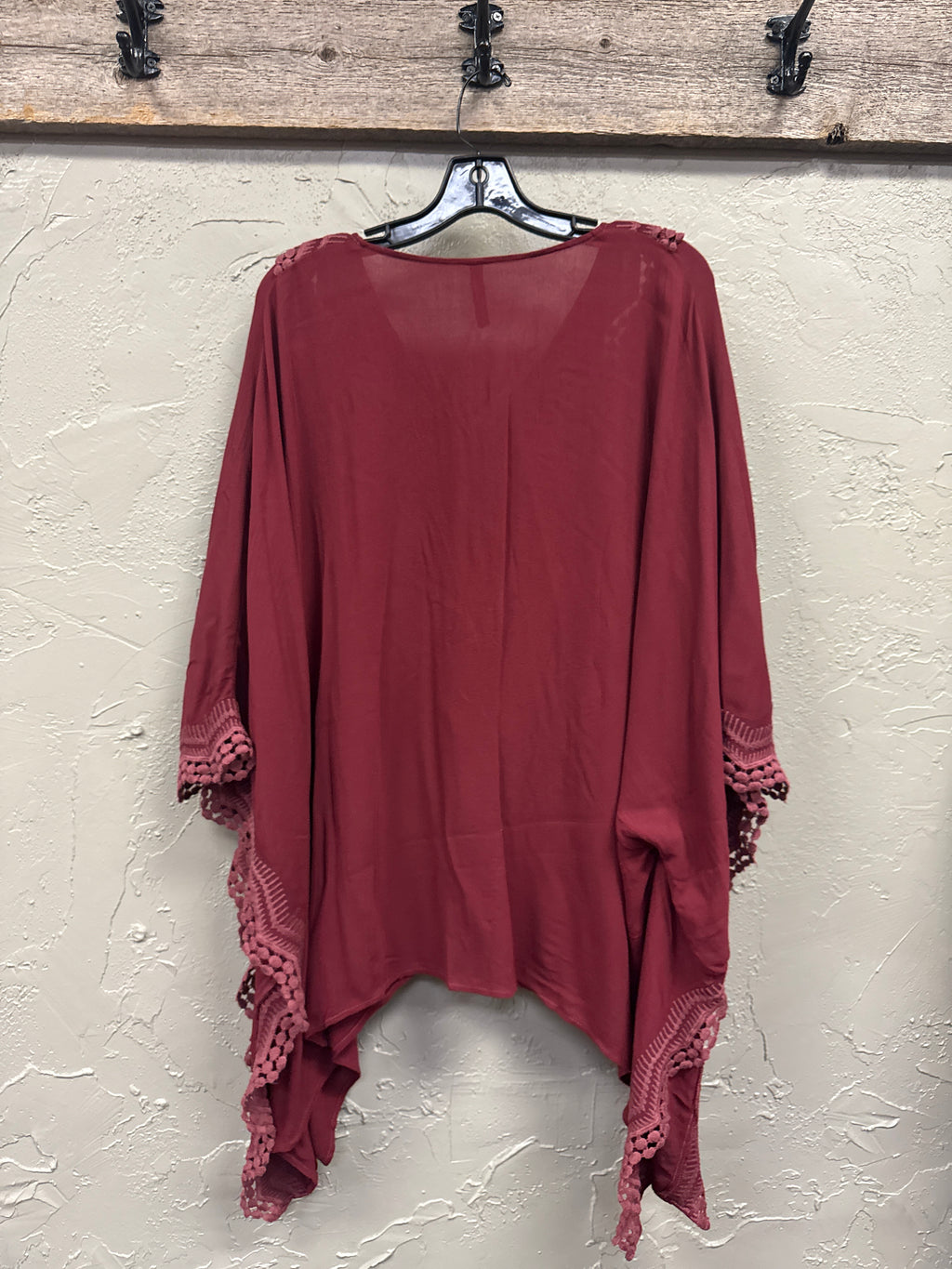 XCVI LIGHTWEIGHT PONCHO (org$98)