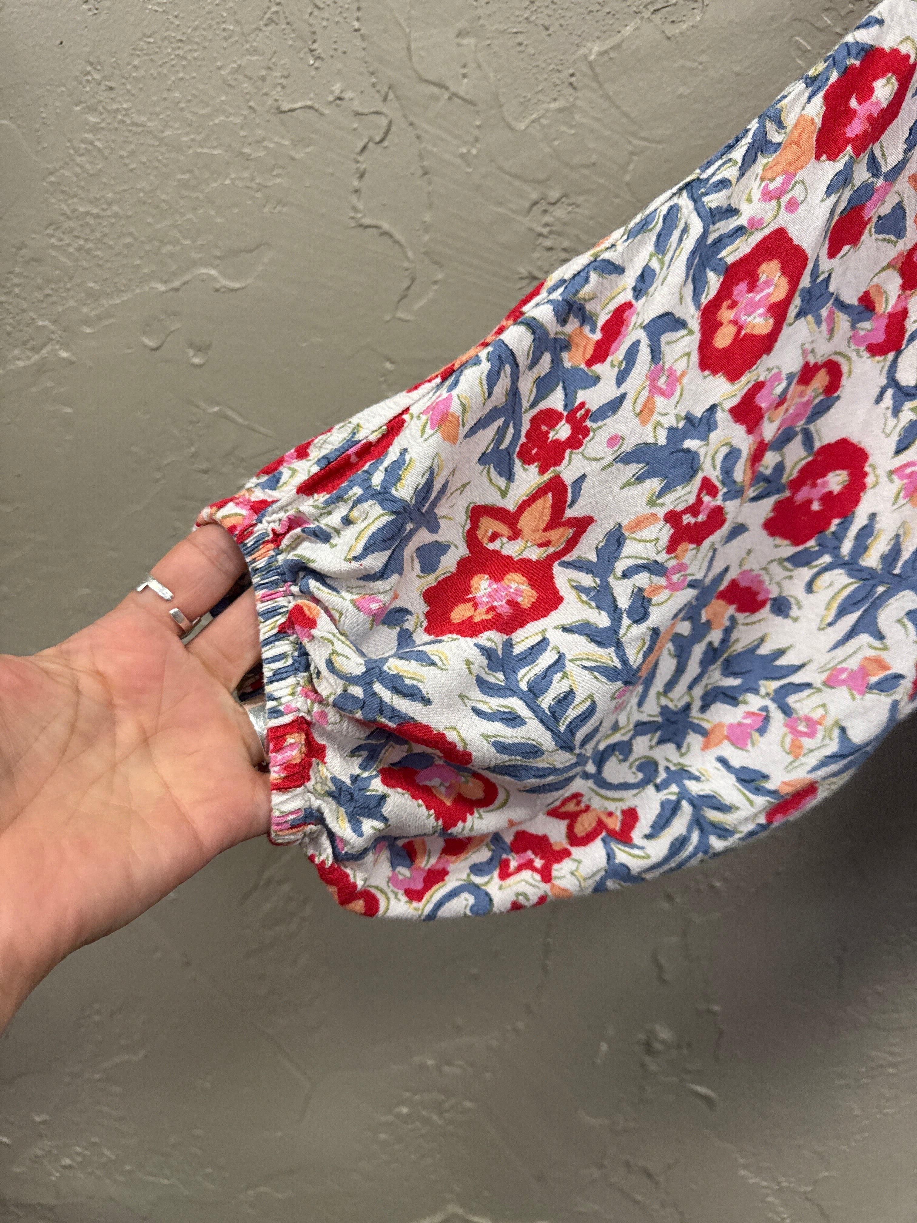 BILLA BONG FAUX WRAP CROP