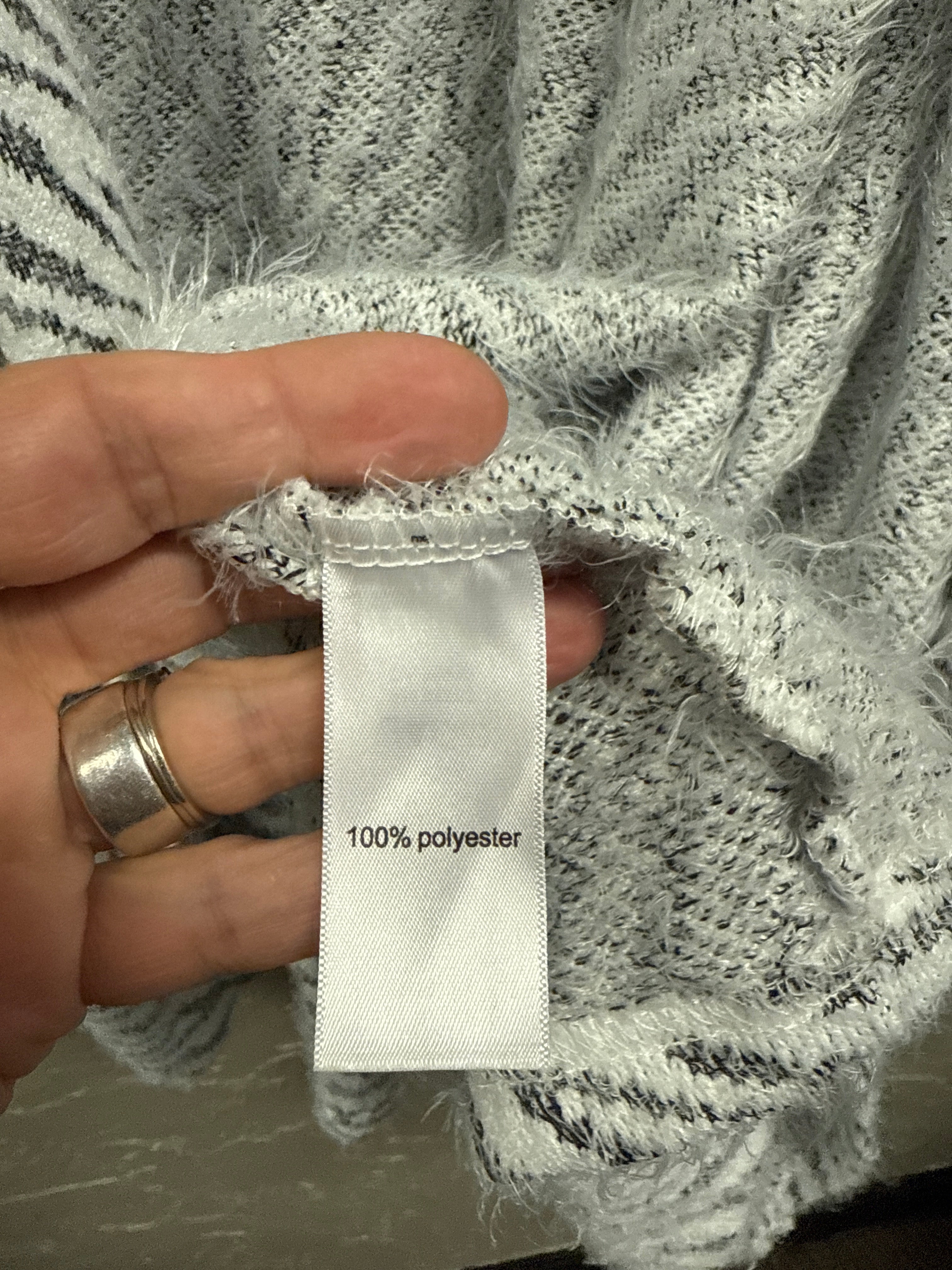 ZEBRA STRIPED CARDIGAN