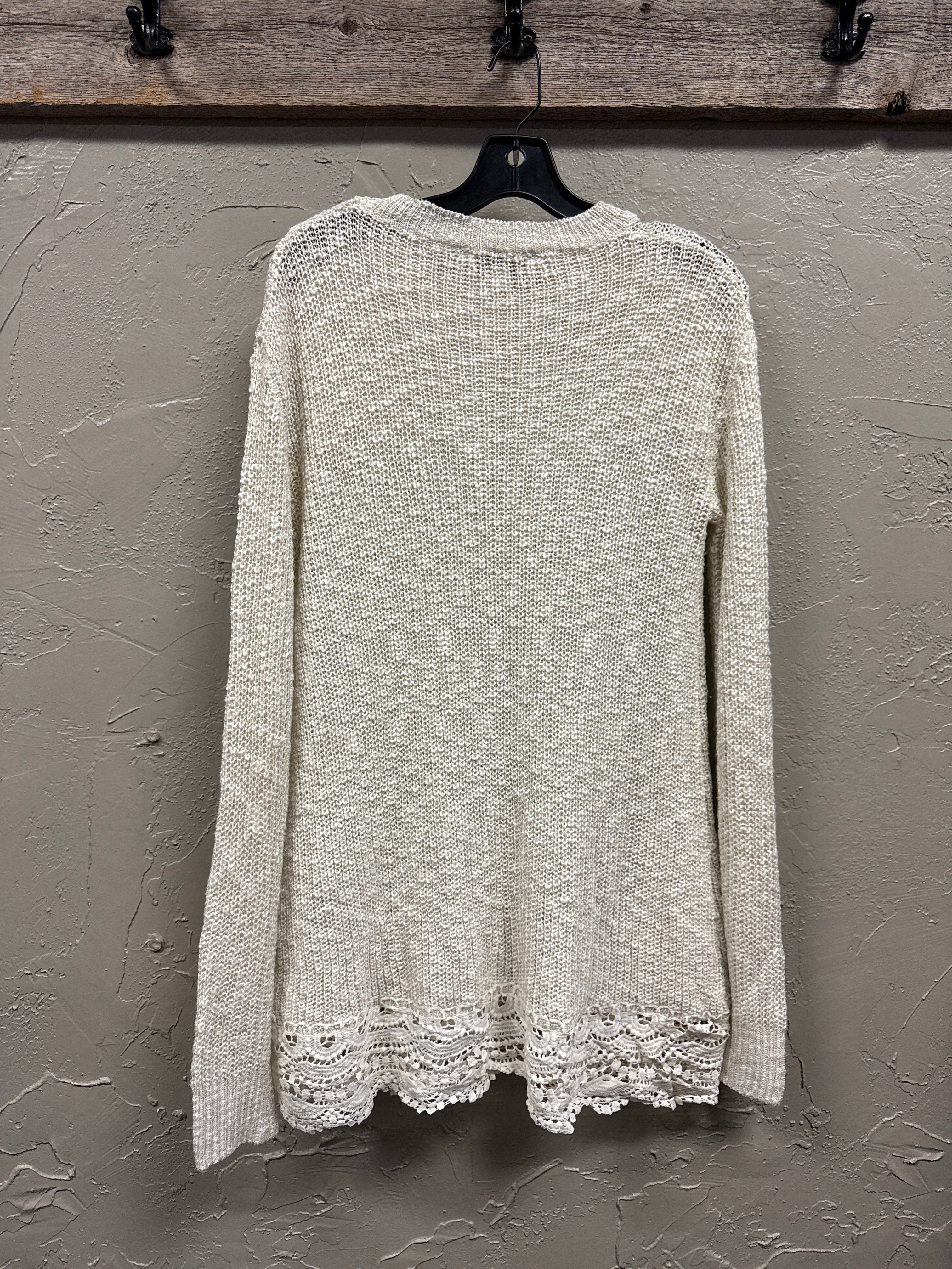 DAVI & DANI LACE DETAIL SWEATER