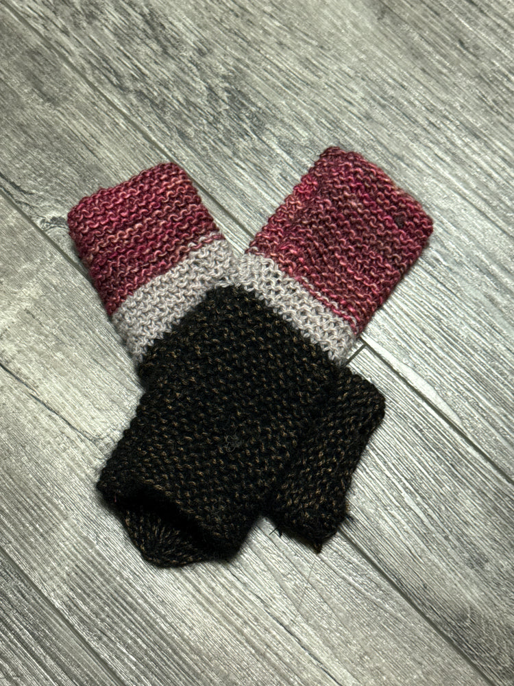 HANDKNIT HANDWARMERS