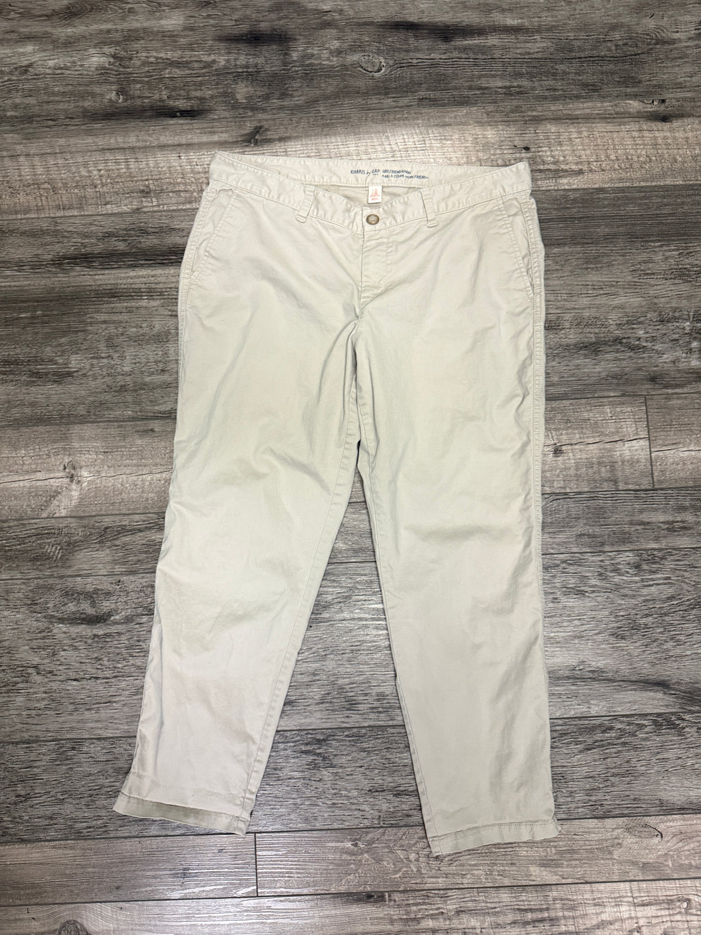 GAP Girlfriend Khaki