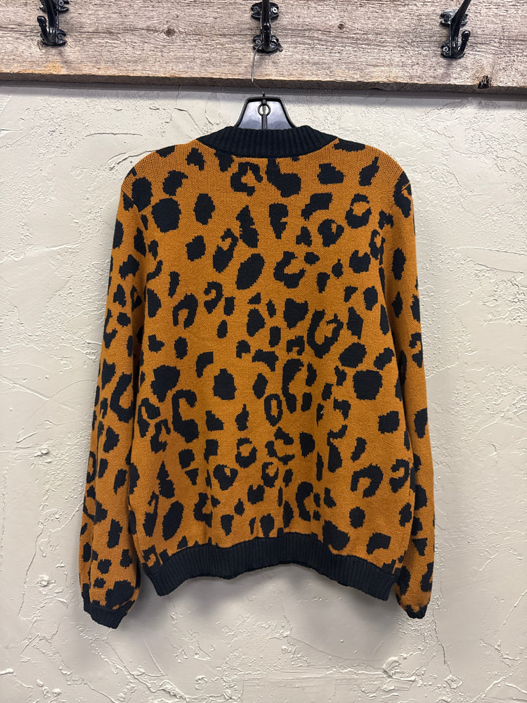 *LEOPARD PRINT SWEATER