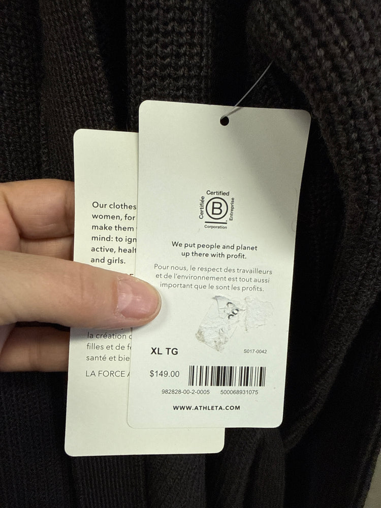 NWT ATHLETA SCENIC WRAP (org$149)