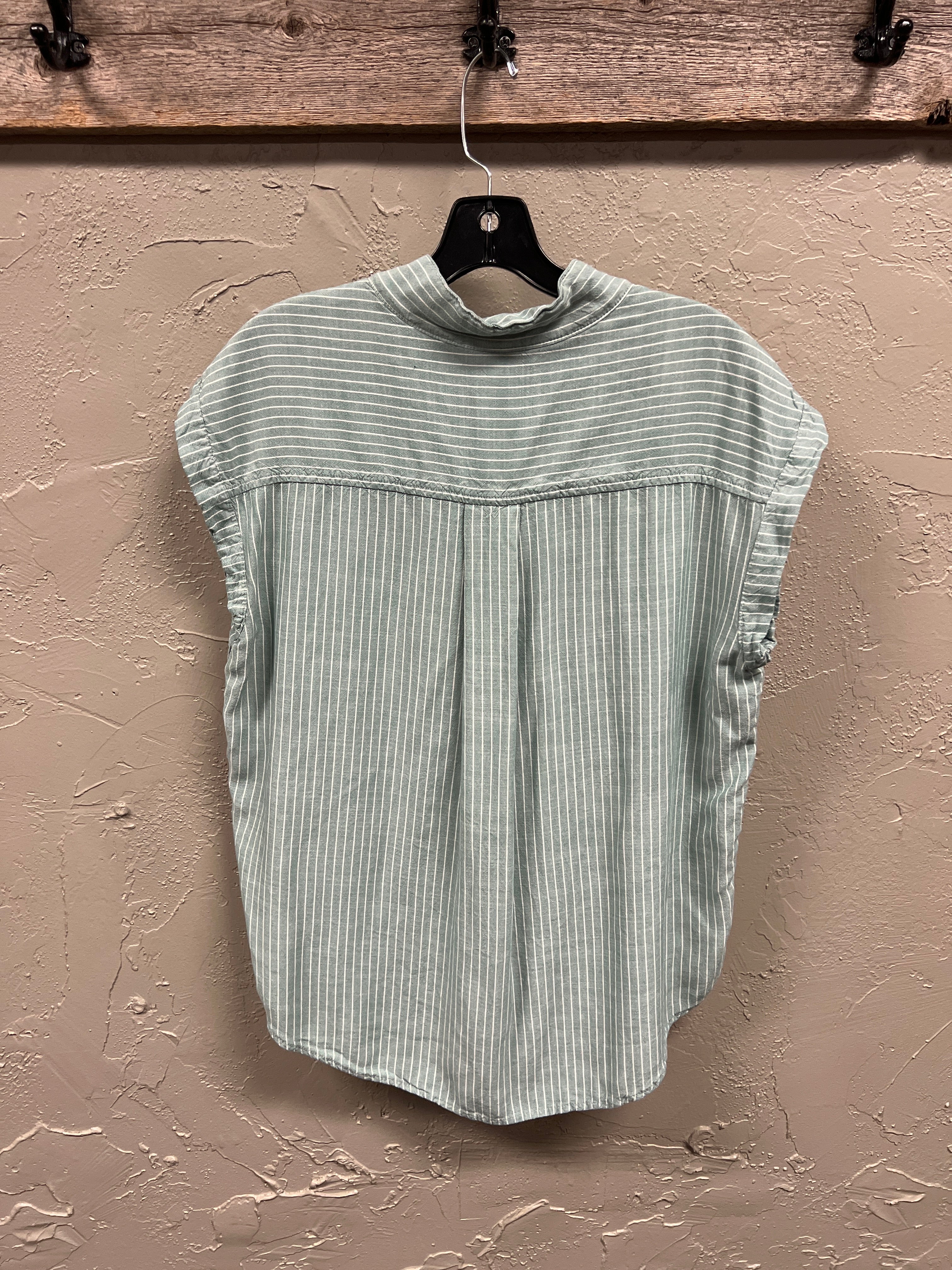 JACHS GIRLFRIEND SLEEVELESS TOP