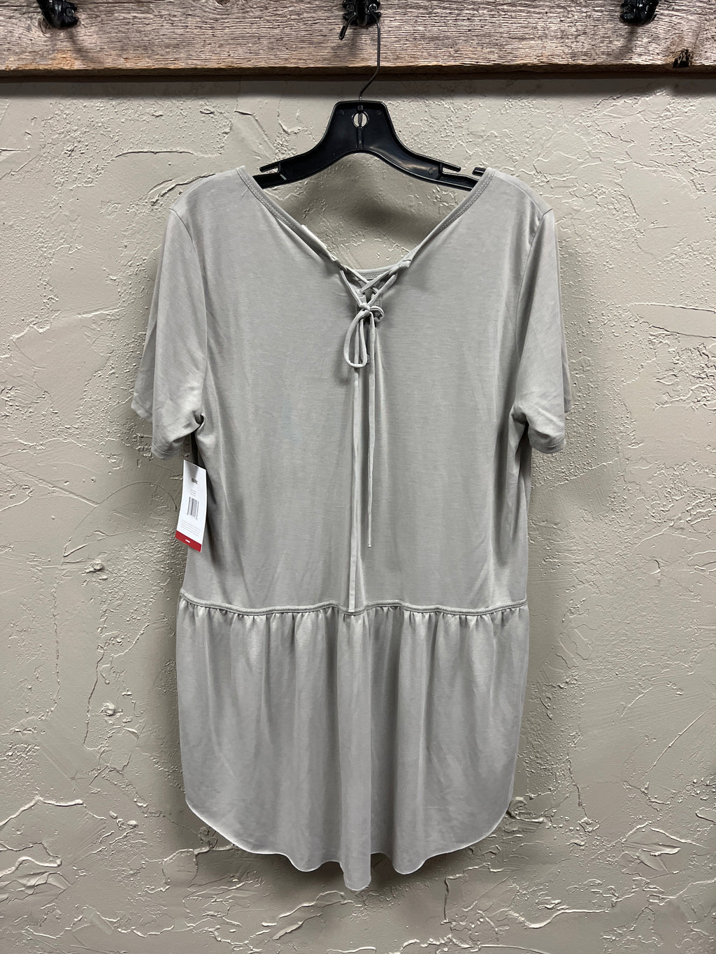 NWT MOTE HIGH-LOW TOP