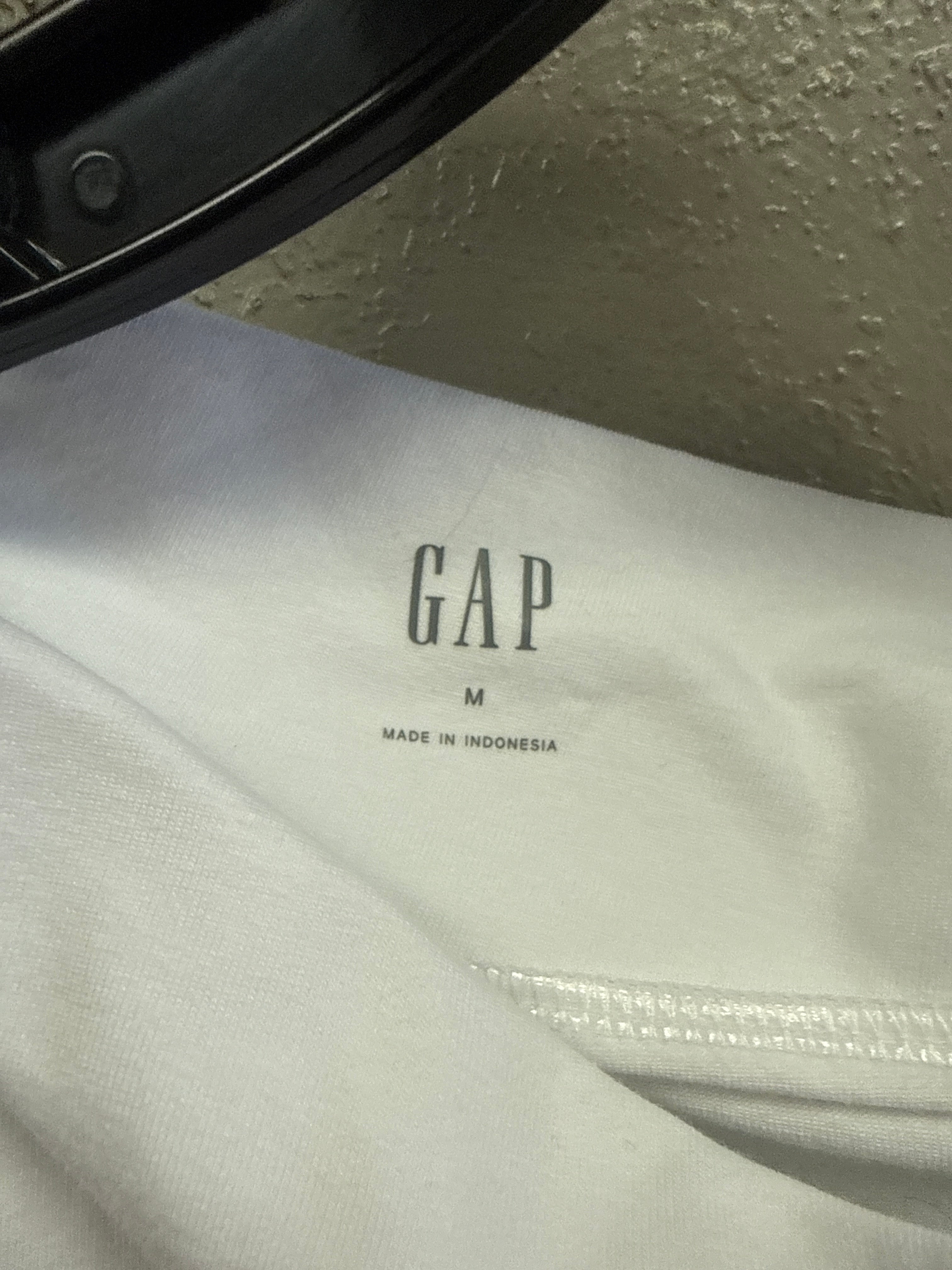 NWT GAP SLOUCH NECK TEE (org$35)