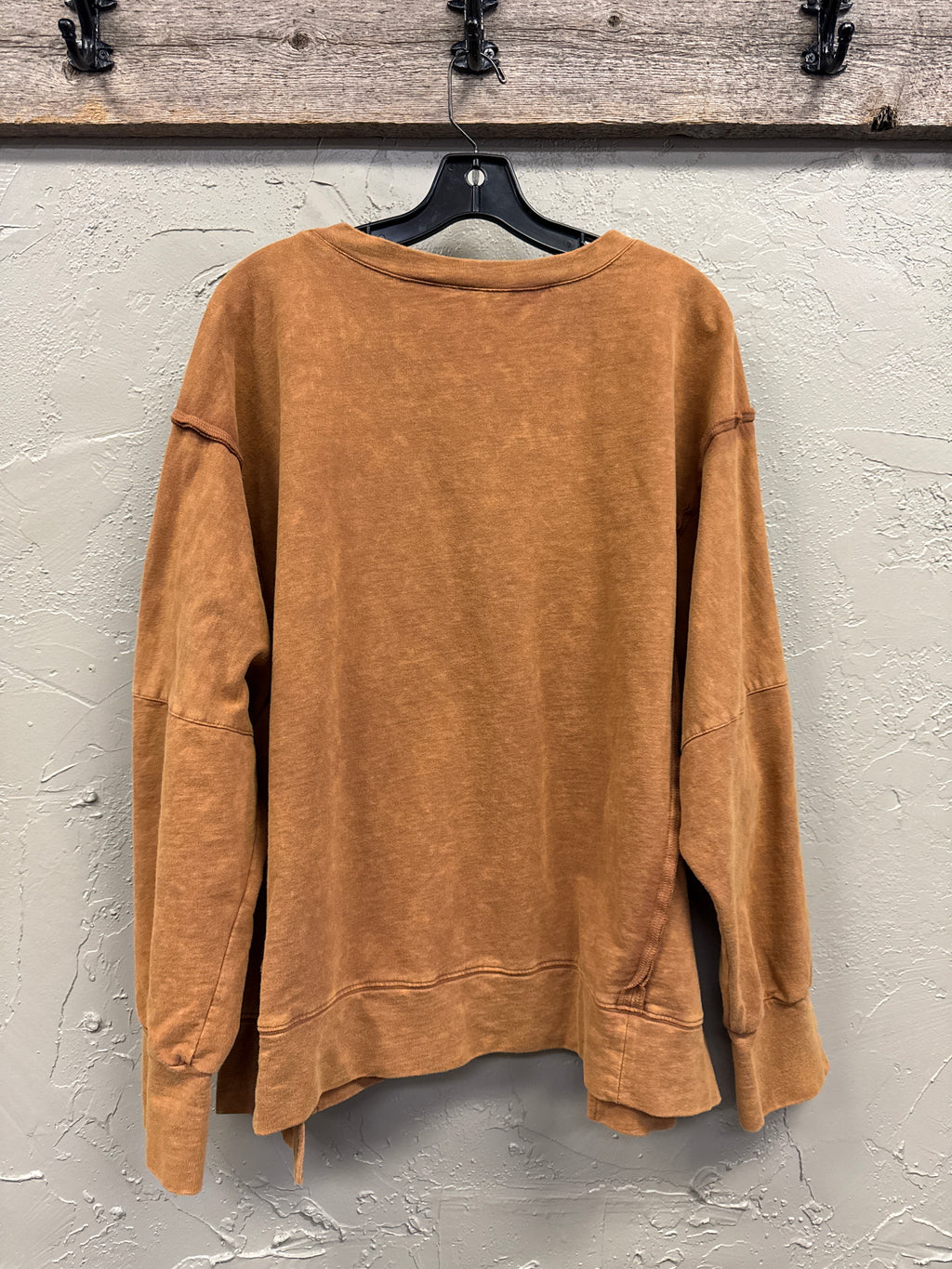 SEW IN LOVE CREWNECK PULLOVER