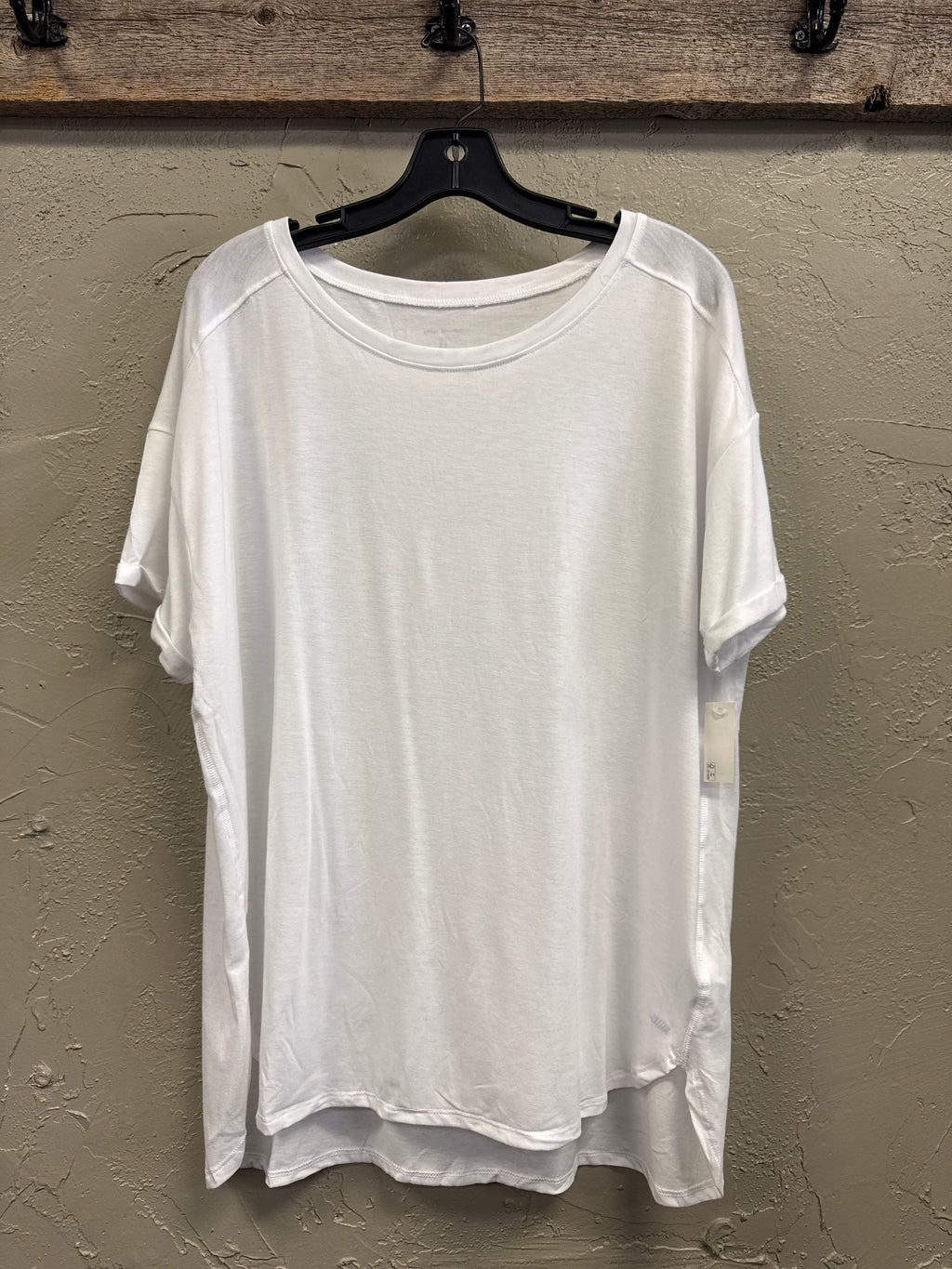 NWT AMAZON TEE