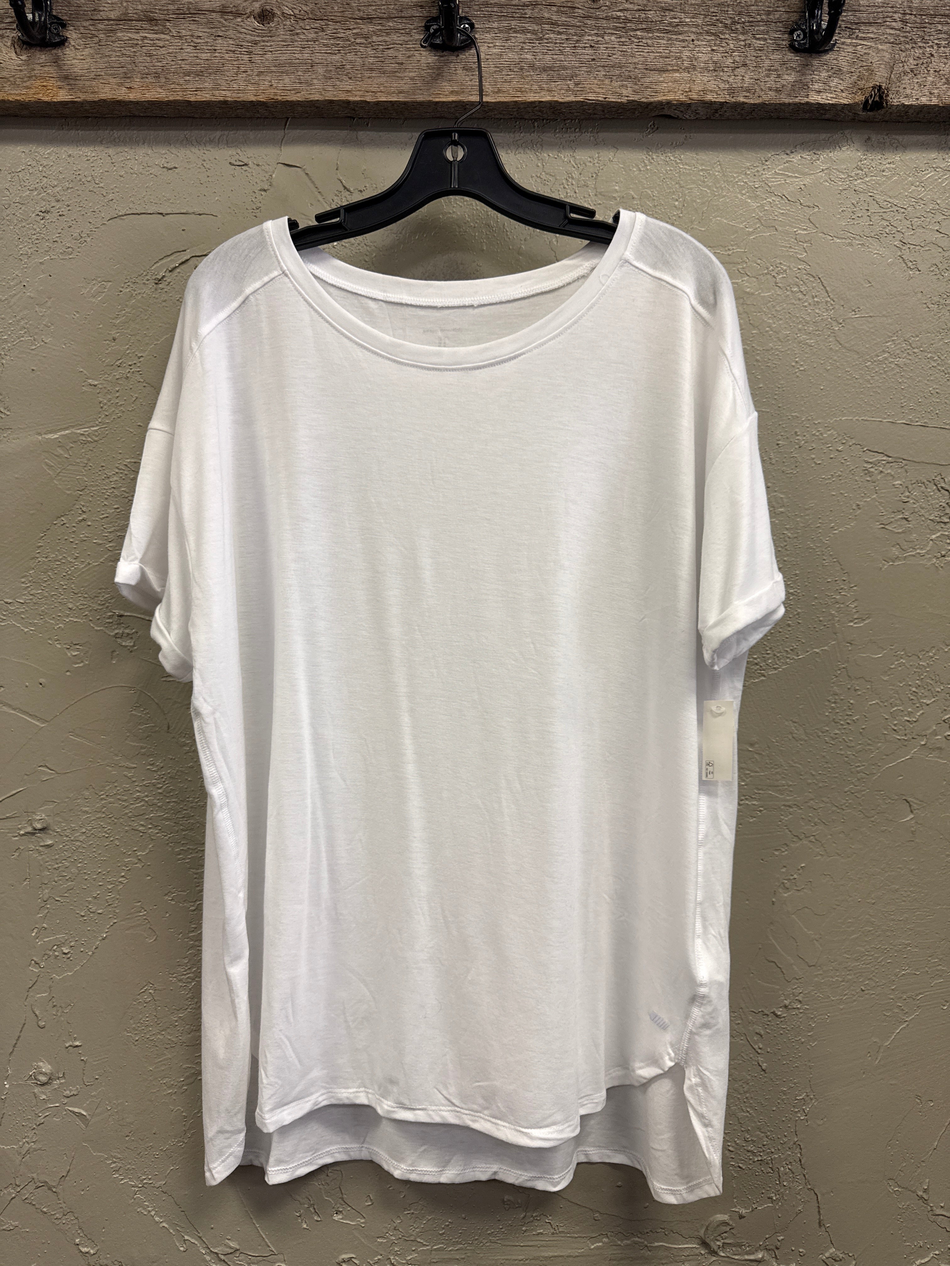 NWT AMAZON TEE