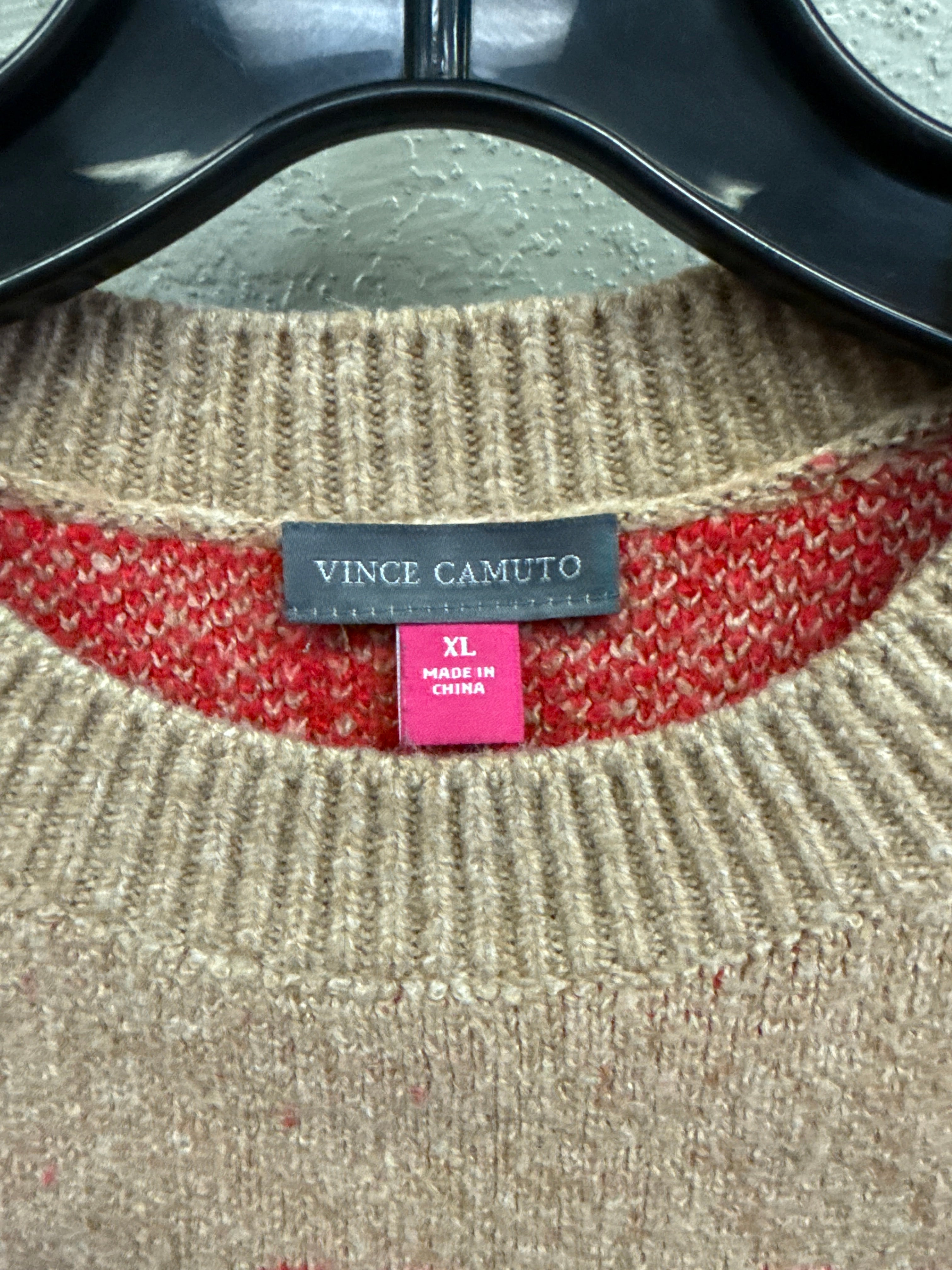 VINCE CAMUTO HEART SWEATER (org$79)