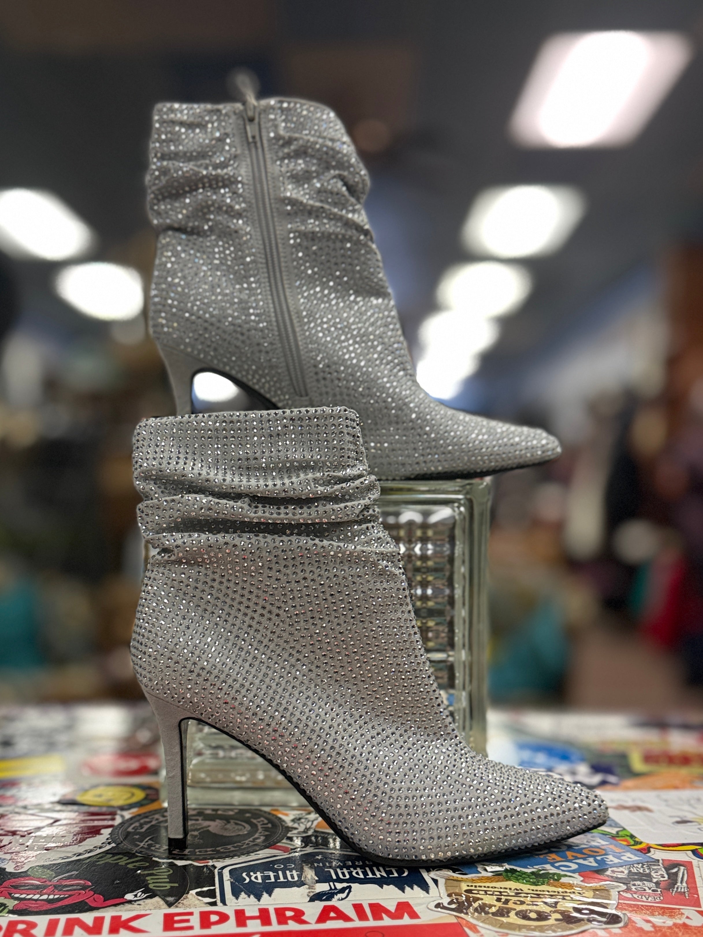 NINE WEST CRYSTAL SLOUCH BOOT (org$130)