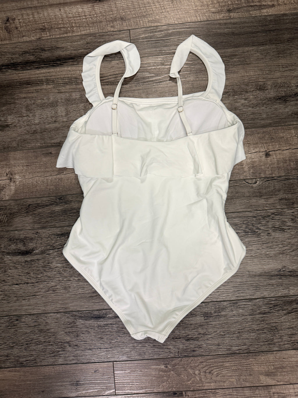 NWT KONA SOL RUFFLED SUIT (org$42)
