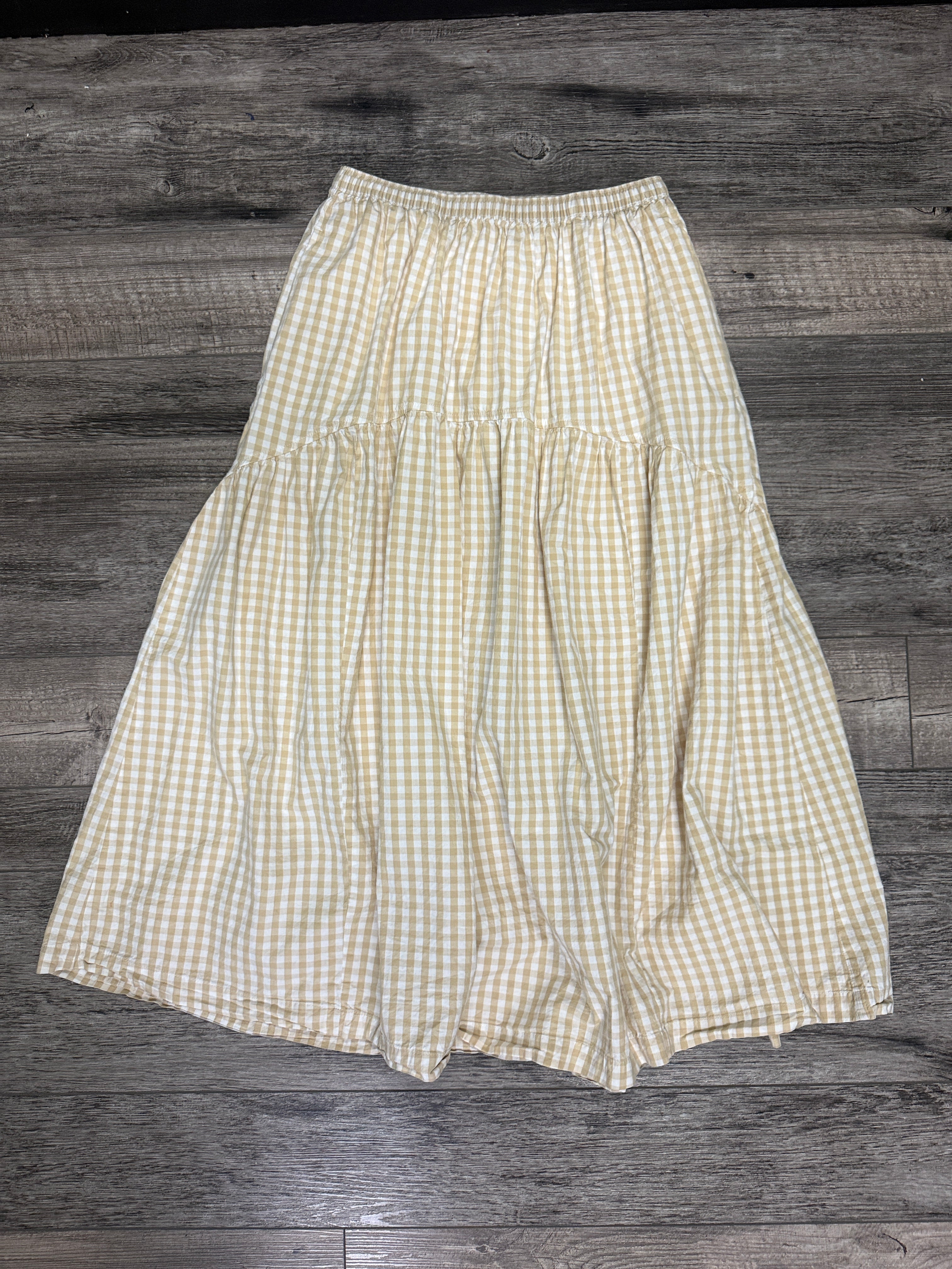 Curved Tier Gingham Skirt