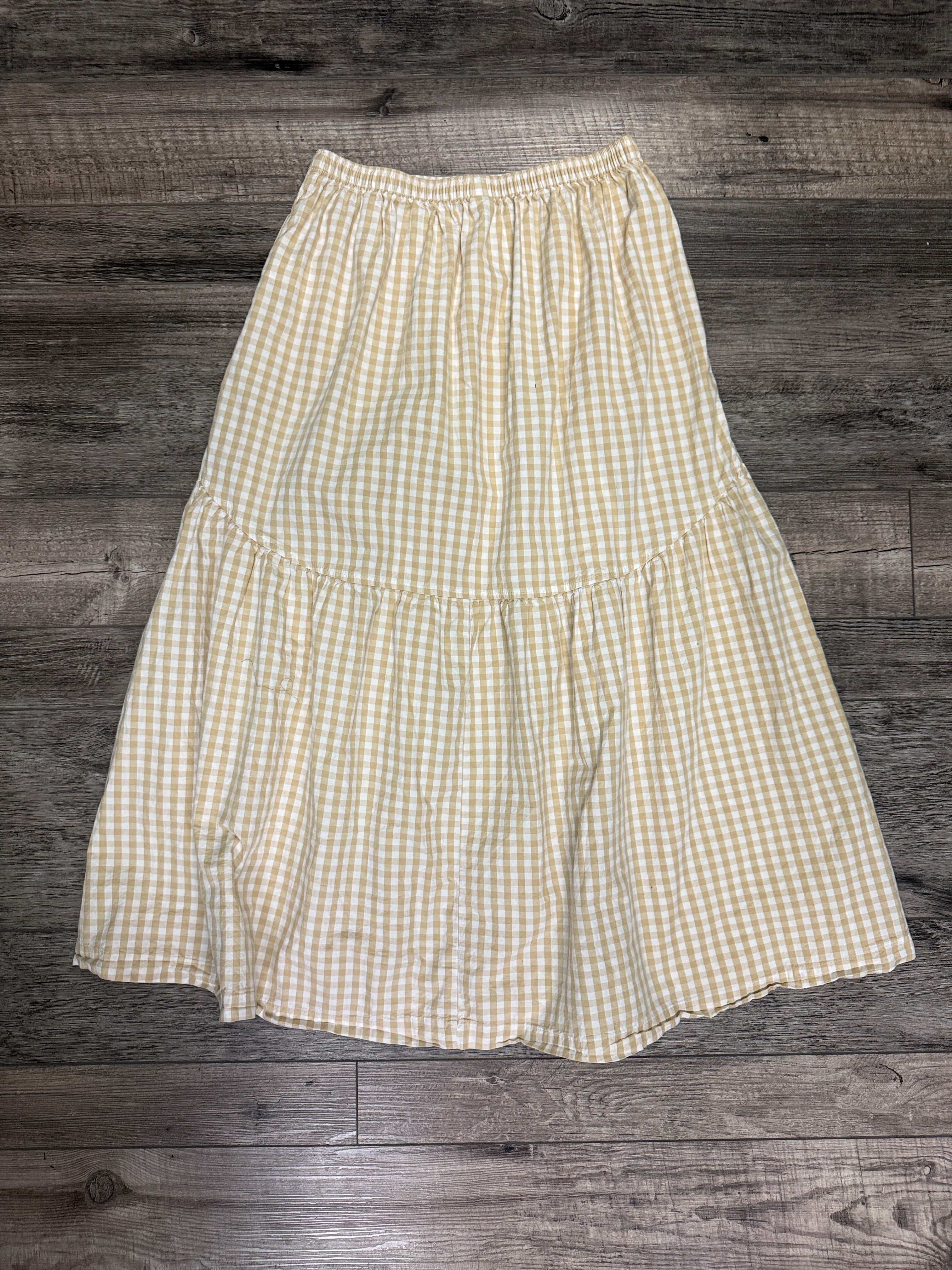 Curved Tier Gingham Skirt