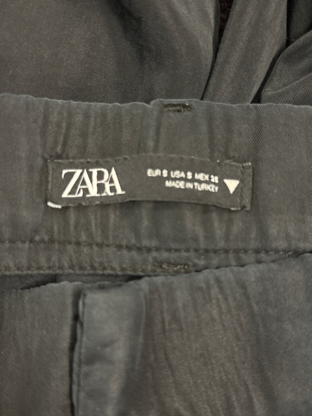 ZARA PLEATED TROUSERS