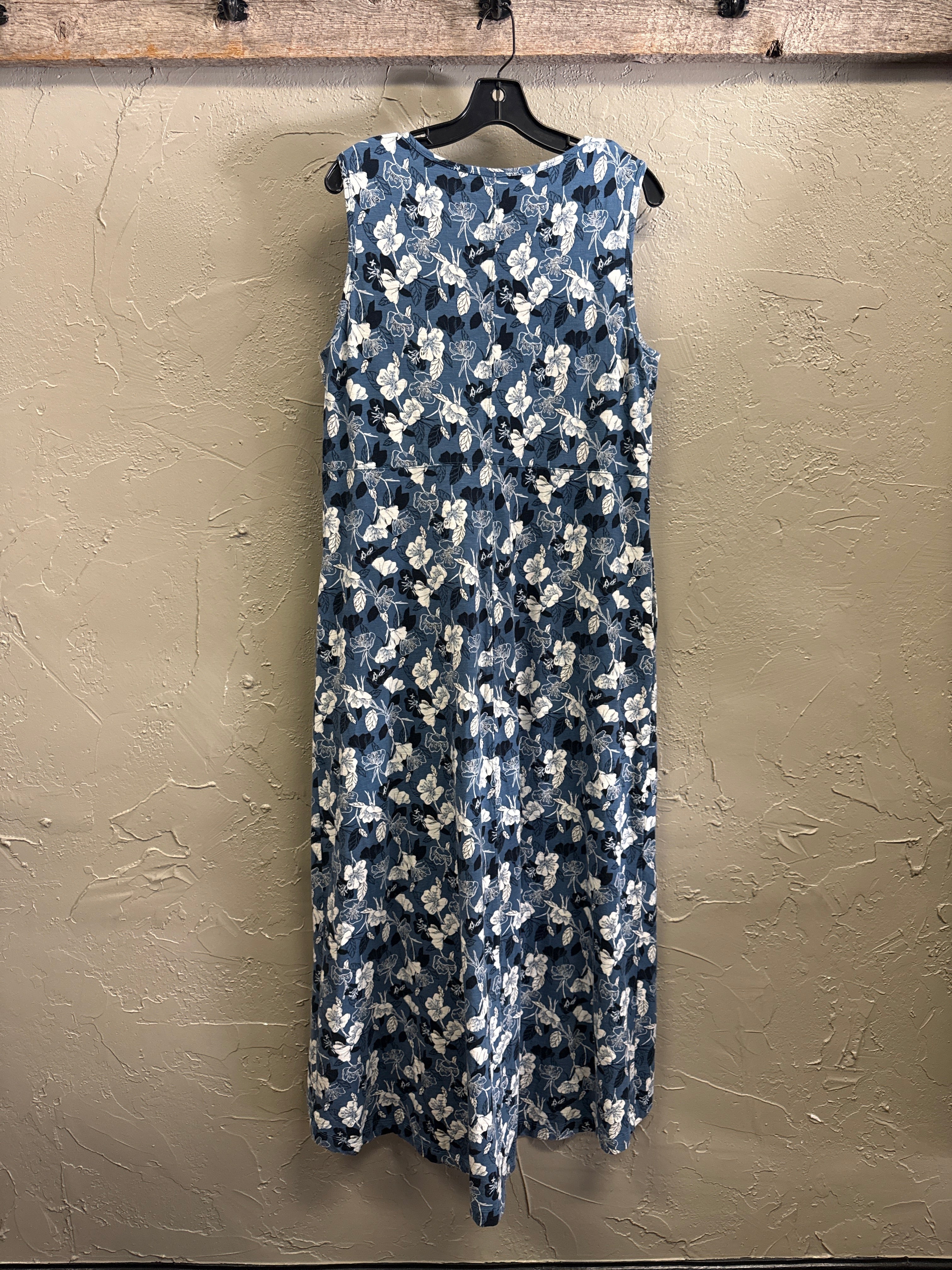 Duluth Trading Hi-Lo Dress