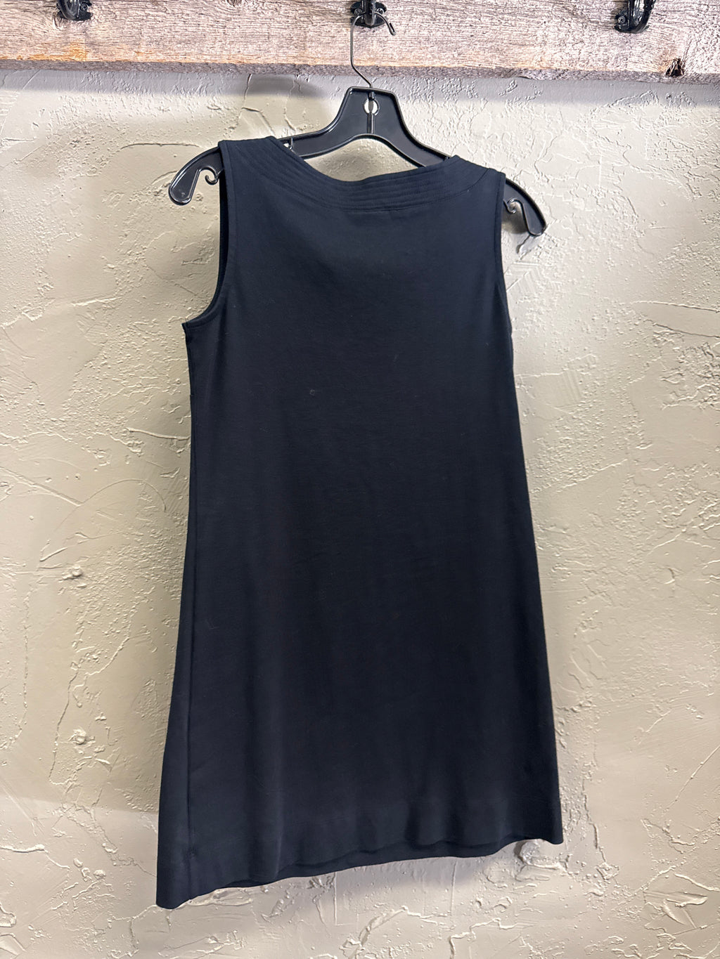 NY&Co Sleeveless Shift Dress